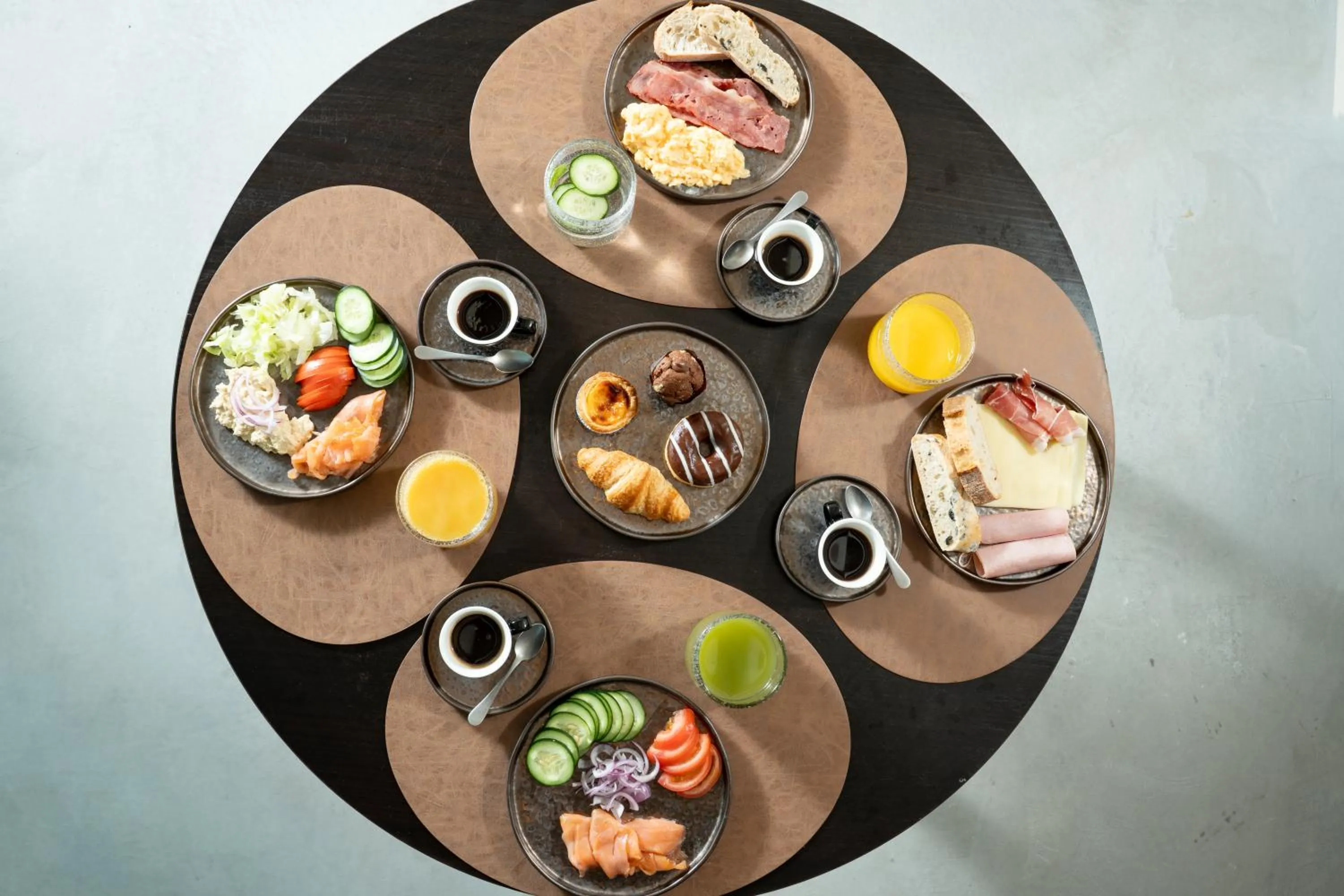 Breakfast in Akeah Porto Centro