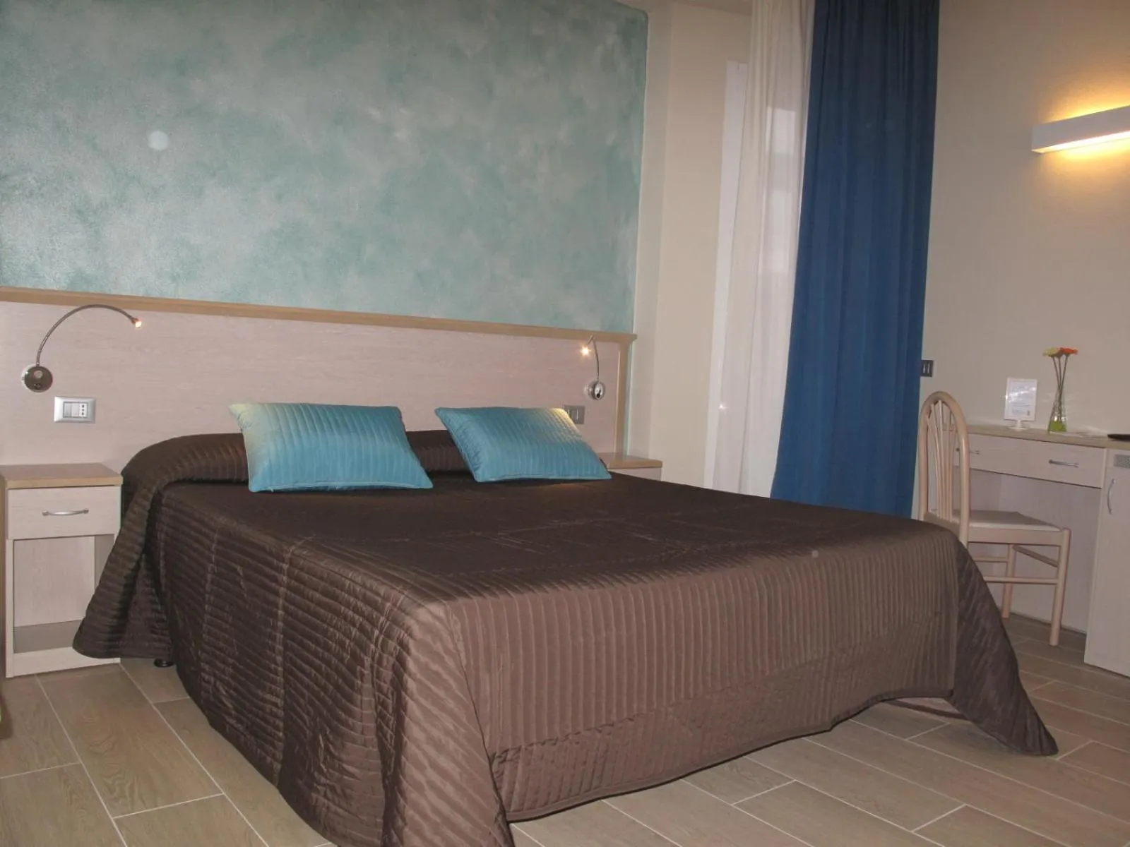 Bed in Hotel Olympic