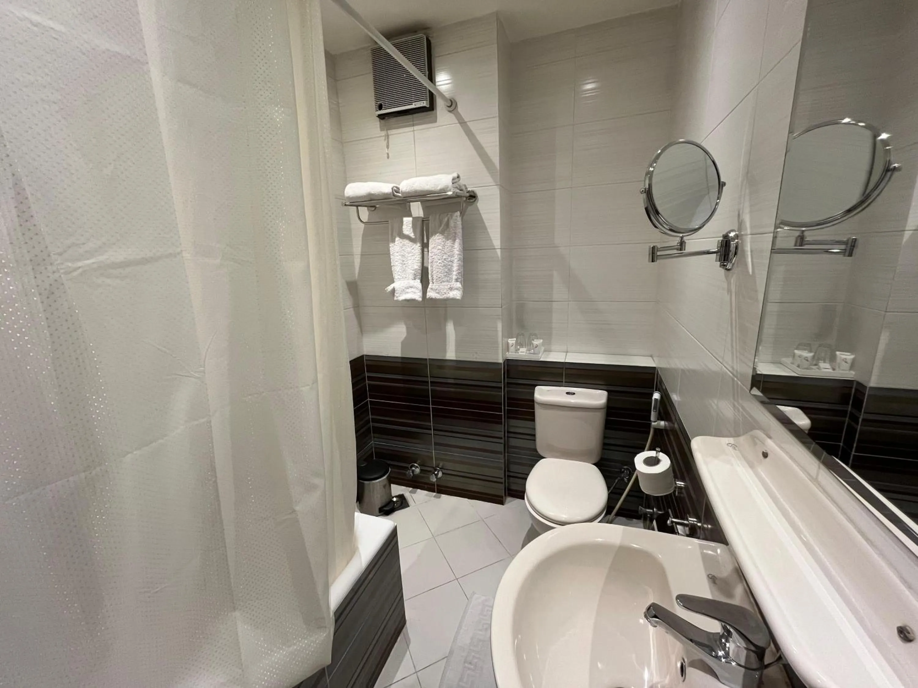 Bathroom in New Marwa Palace