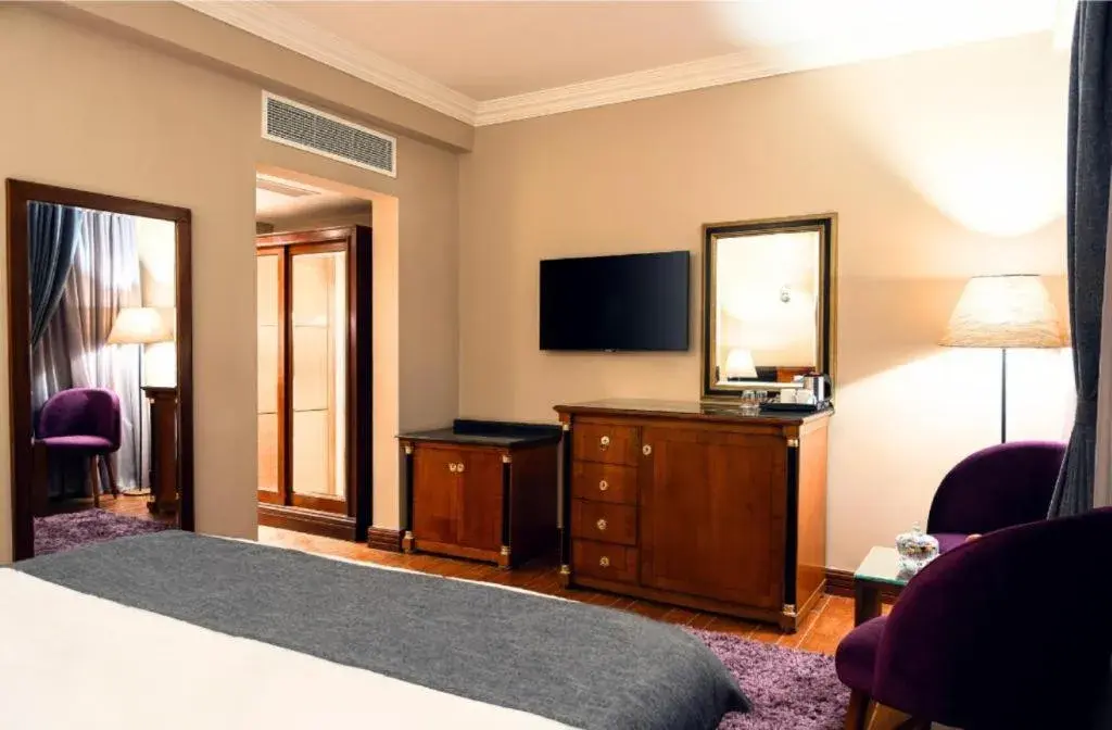 Superior Double or Twin Room - single occupancy in New Marwa Palace Superior Double or Twin Room - single occupancy in New Marwa Palace