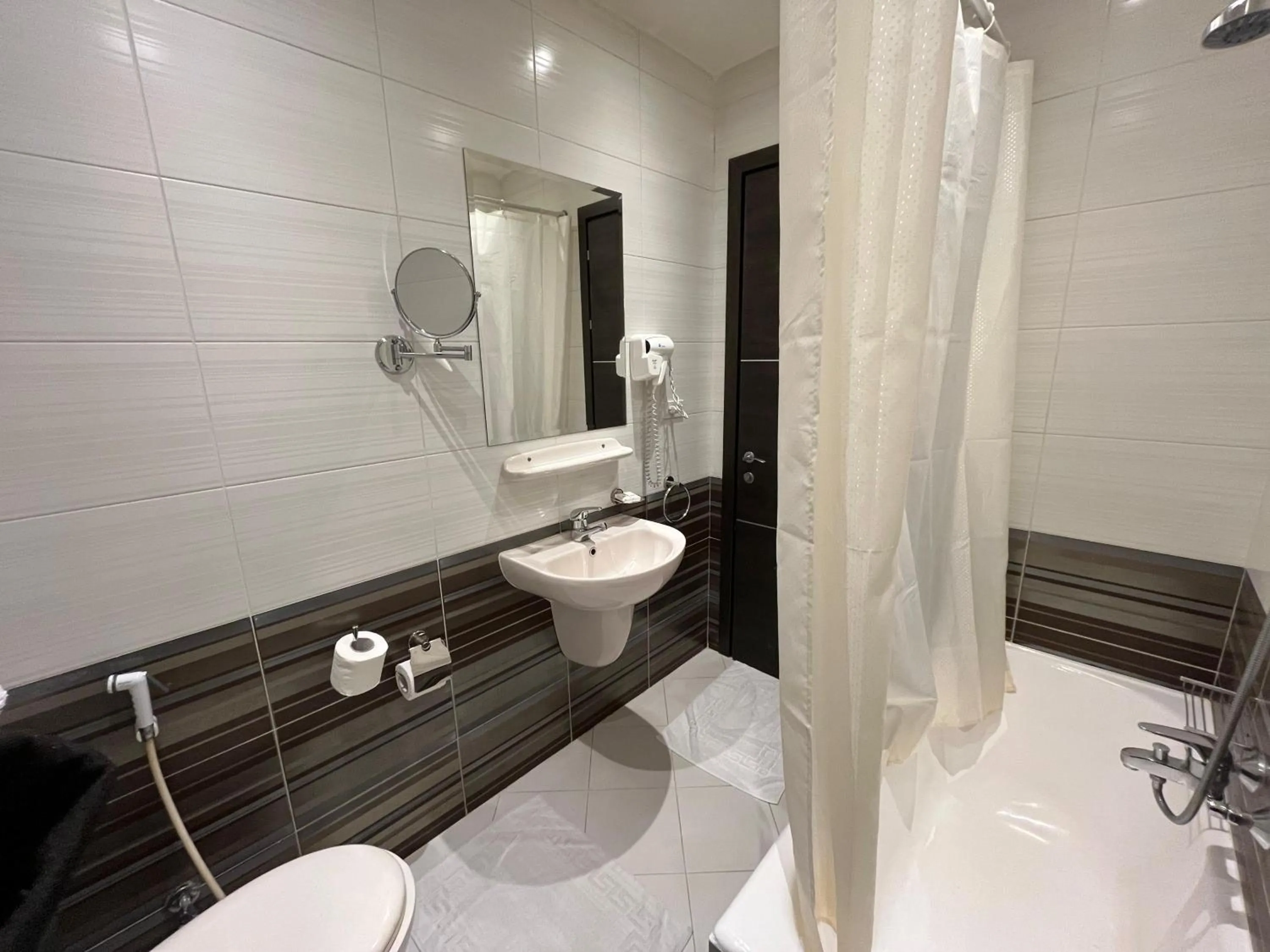 Bathroom in New Marwa Palace