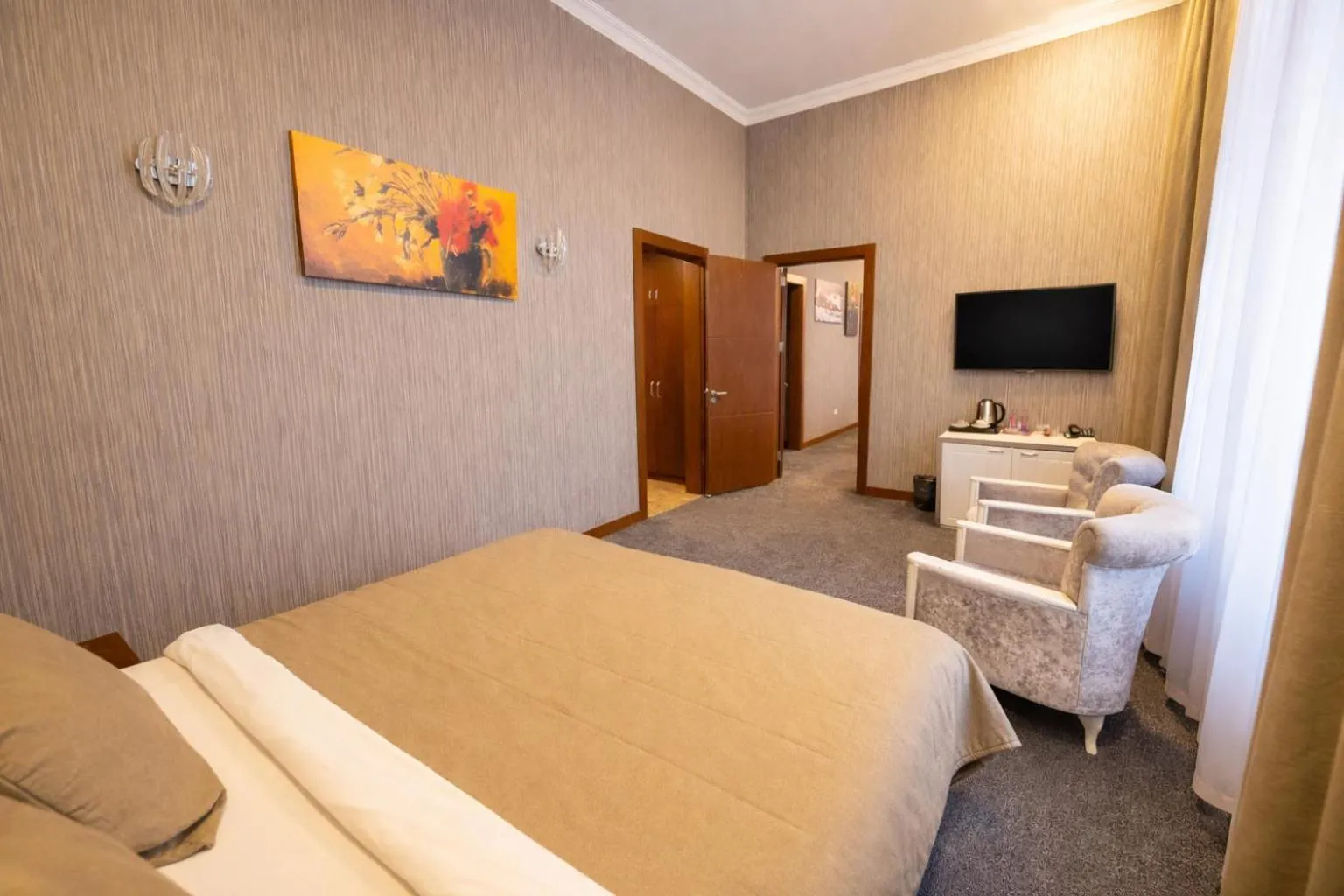 Bedroom, Bed in Innab Inn Hotel