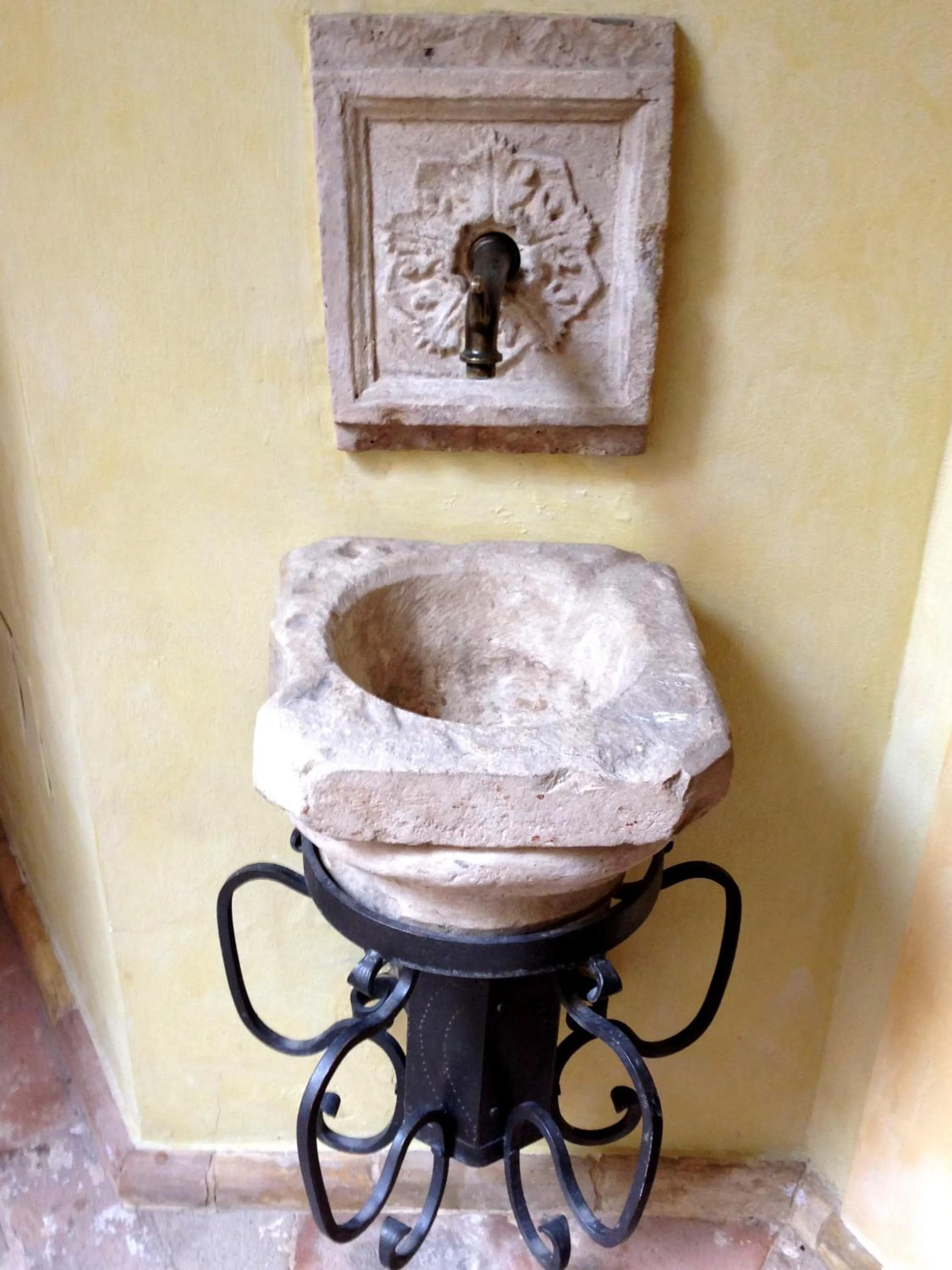 Decorative detail in Residenza D'epoca San Crispino