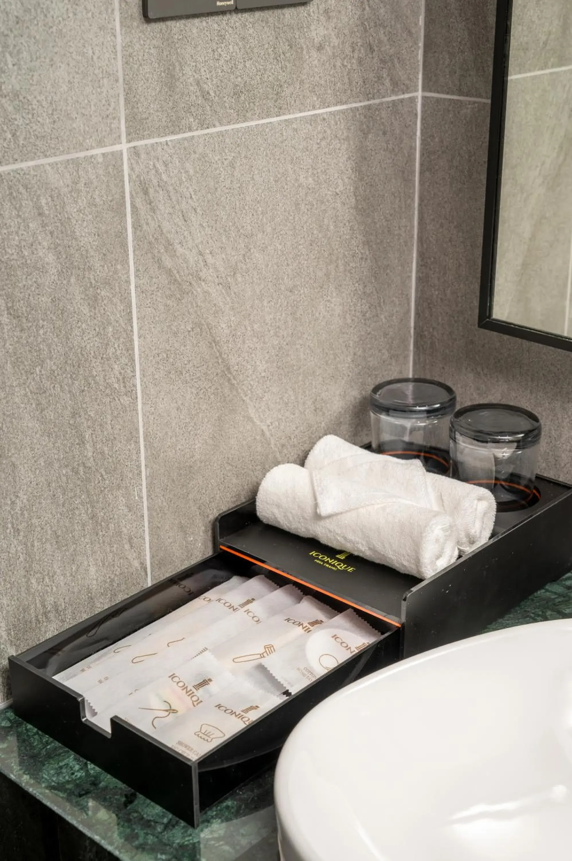 Superior King Room in Iconique Hotel Nha Trang Superior King Room in Iconique Hotel Nha Trang