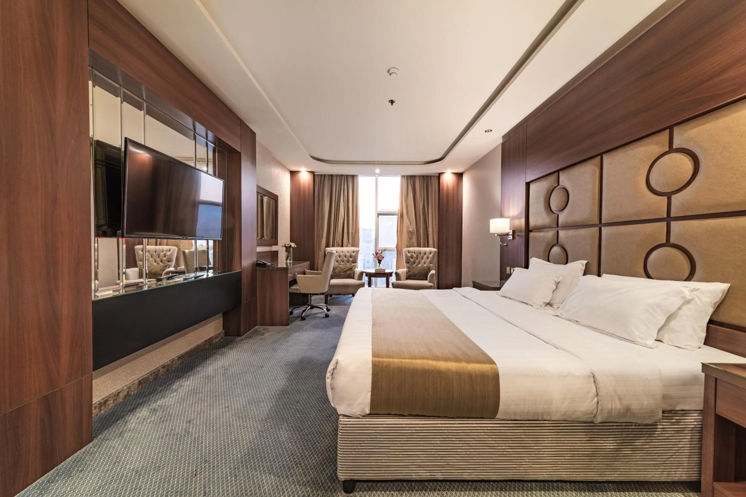 Bedroom in Sunday Red Sea Fountain Alhamra Formerly Vivid Plaza Hotel