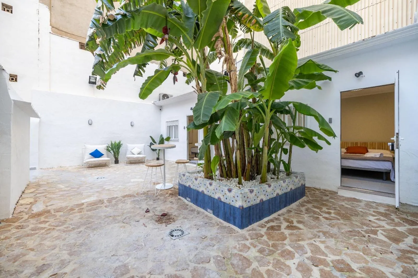 Balcony/Terrace in Carmen Beach Hostel Cullera