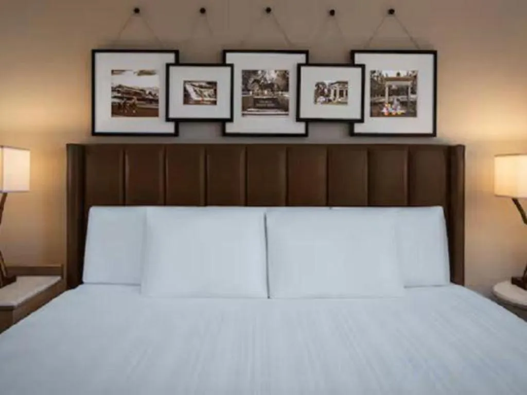 Bed in Disney's Saratoga Springs Resort & Spa