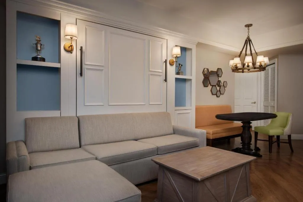 Disney's Saratoga Springs Resort & Spa