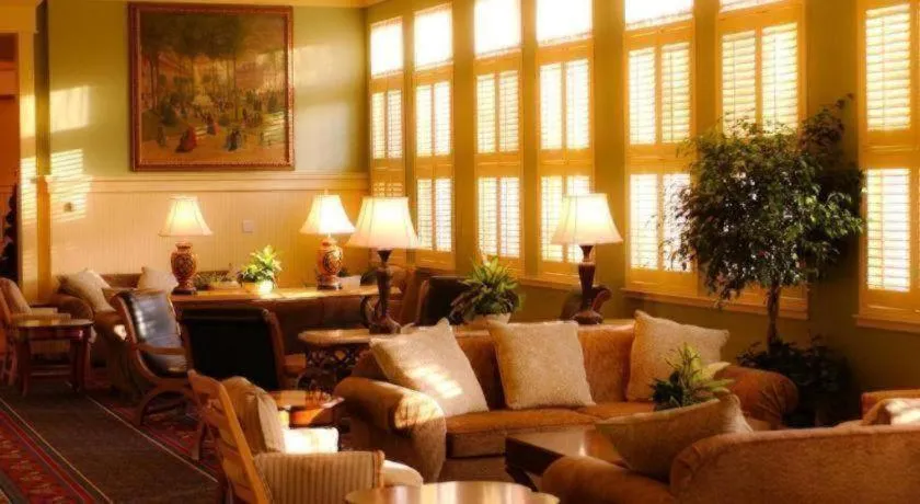 Disney's Saratoga Springs Resort & Spa