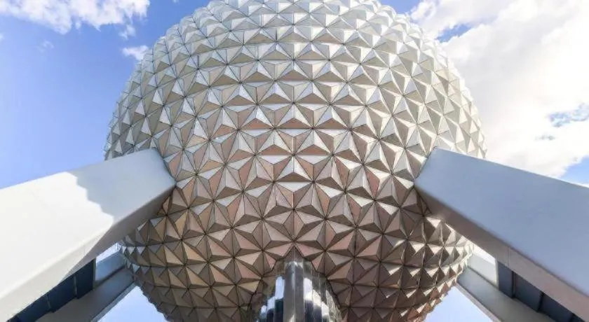 Disney's Saratoga Springs Resort & Spa