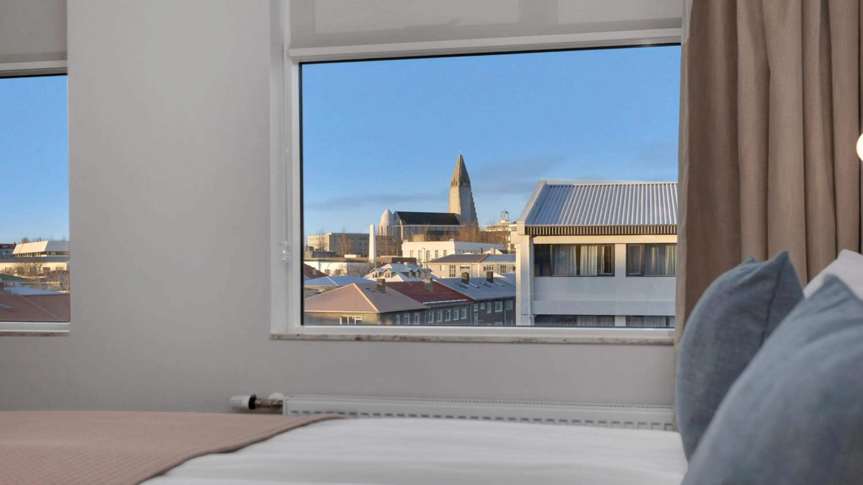 Photo of the whole room, Bed in Candlewood Suites Reykjavik by IHG