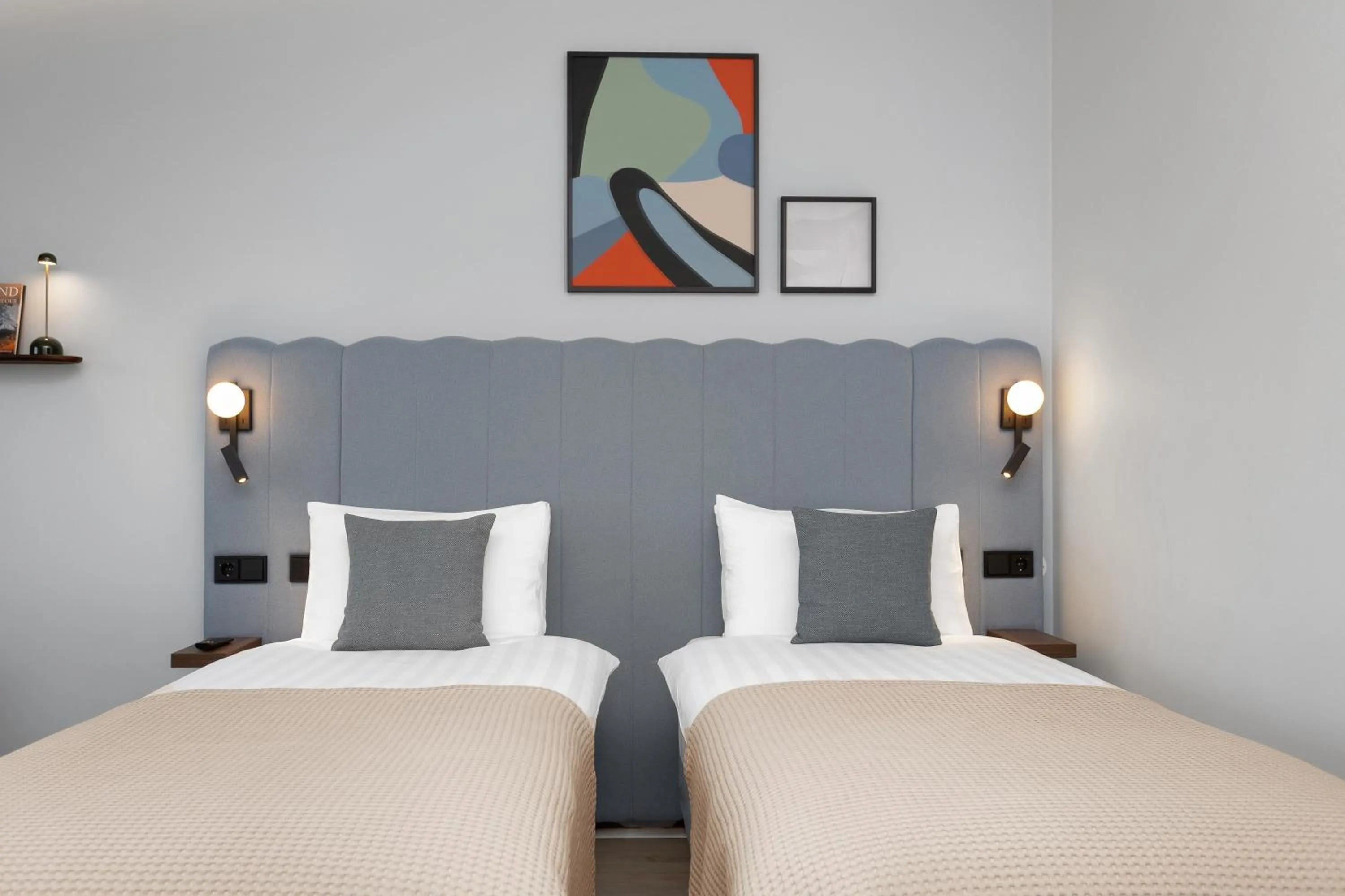 Bed in Candlewood Suites Reykjavik by IHG