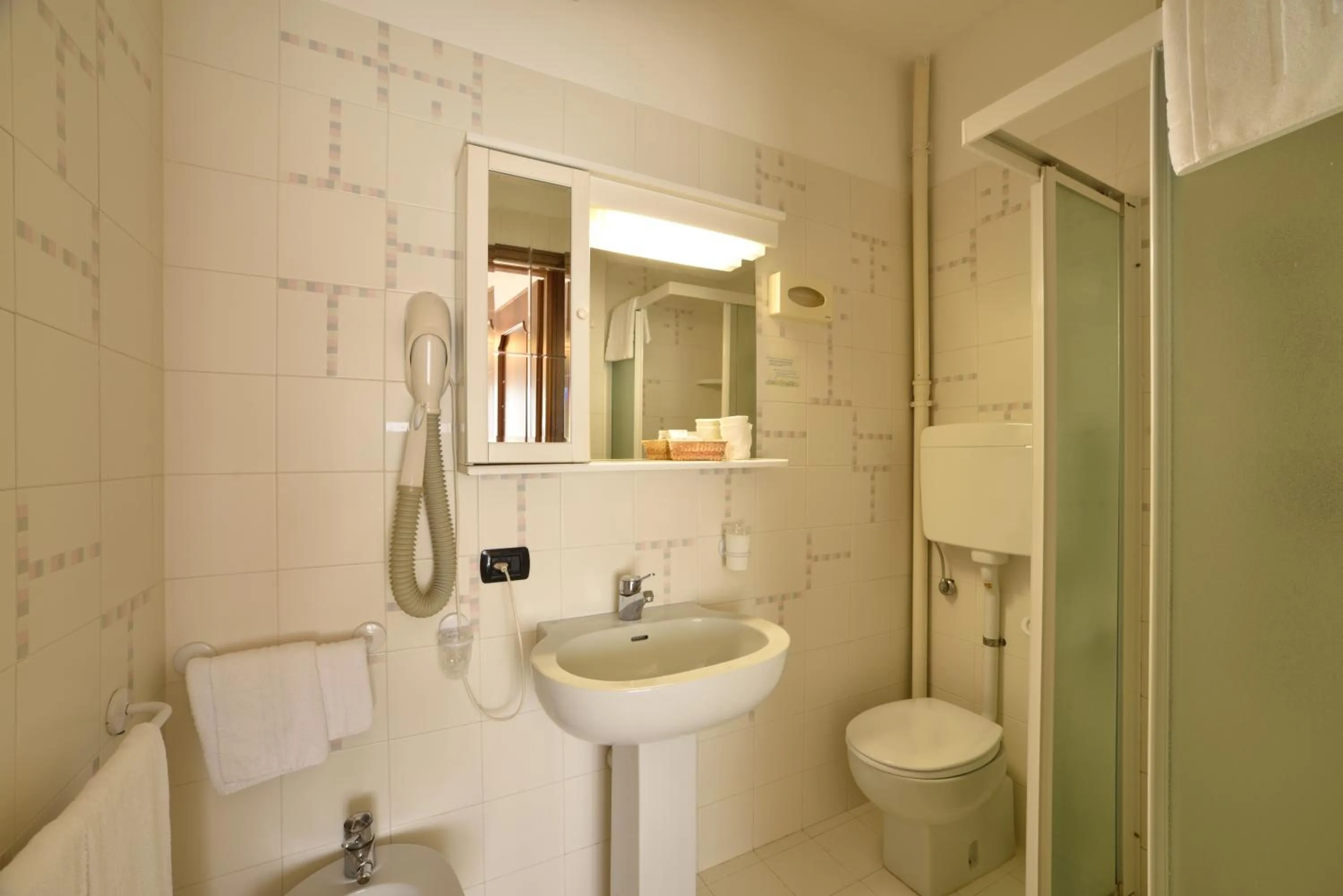 Bathroom in Hotel Bergamo Mare Mhotelsgroup