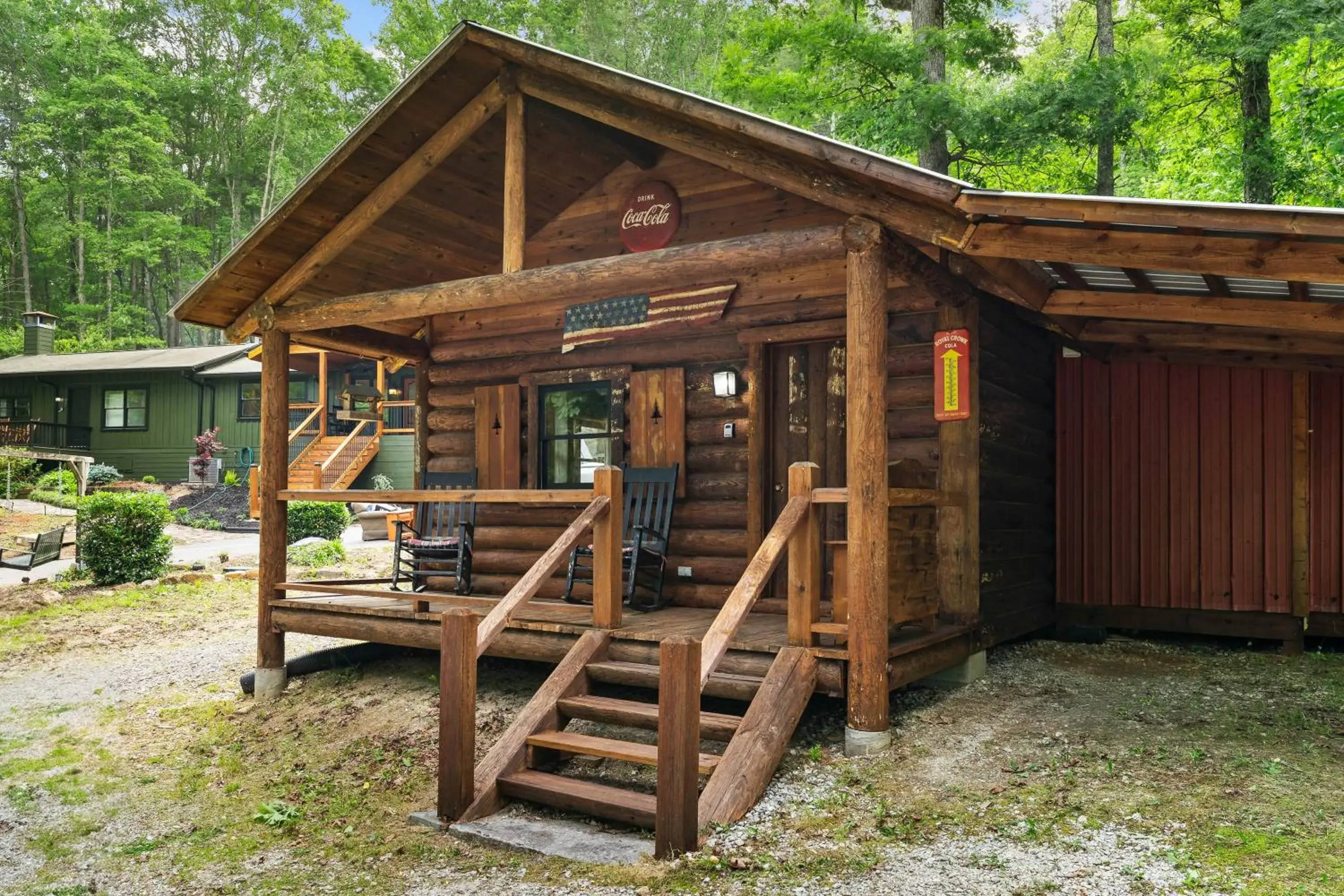 Deluxe Queen Room in North 40 Lodge and Cabin Deluxe Queen Room in North 40 Lodge and Cabin