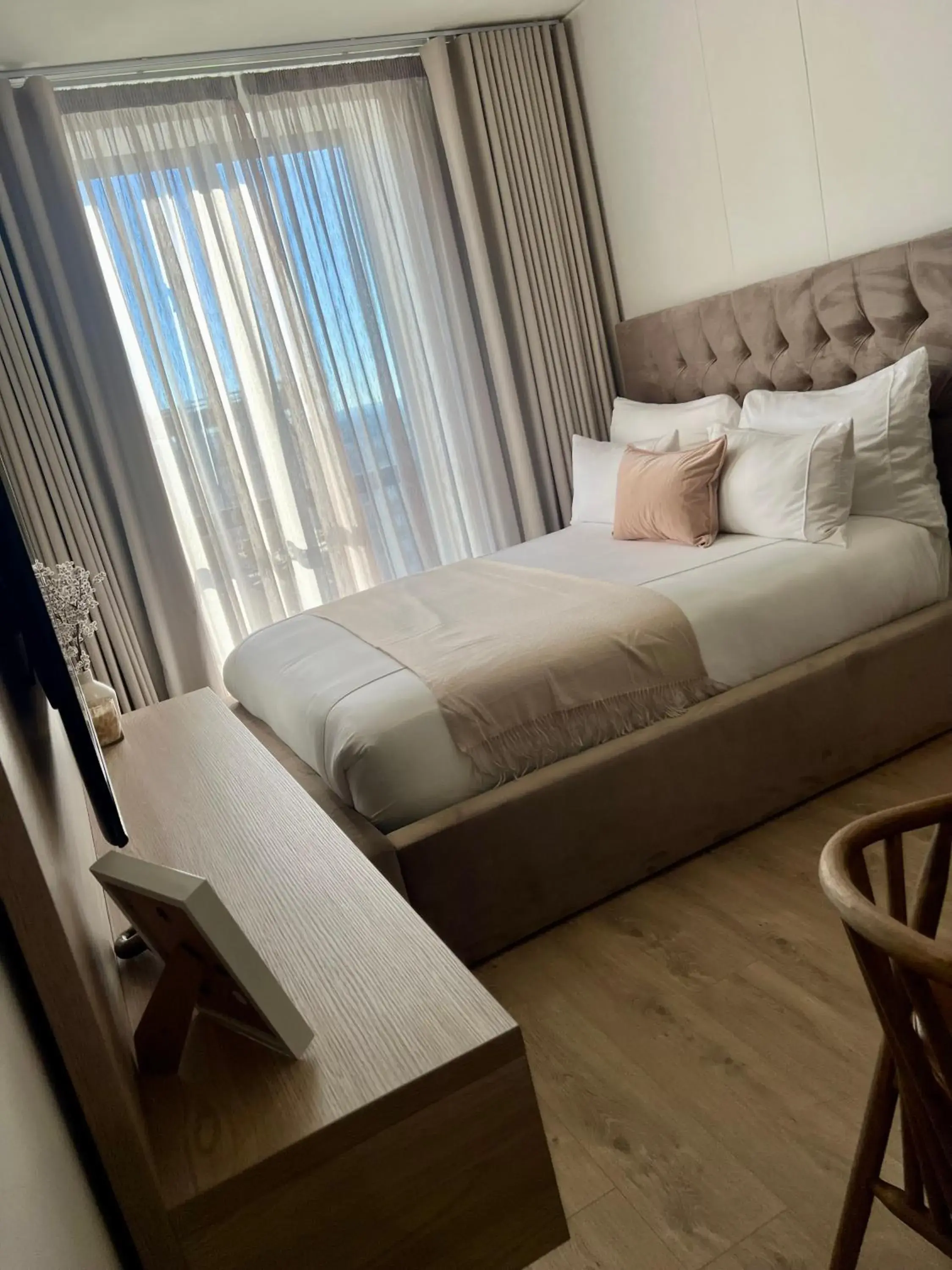 Bed in One Rosebank Bed in One Rosebank