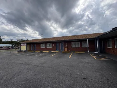 Chamberlayne Motel by Belvilla Richmond North