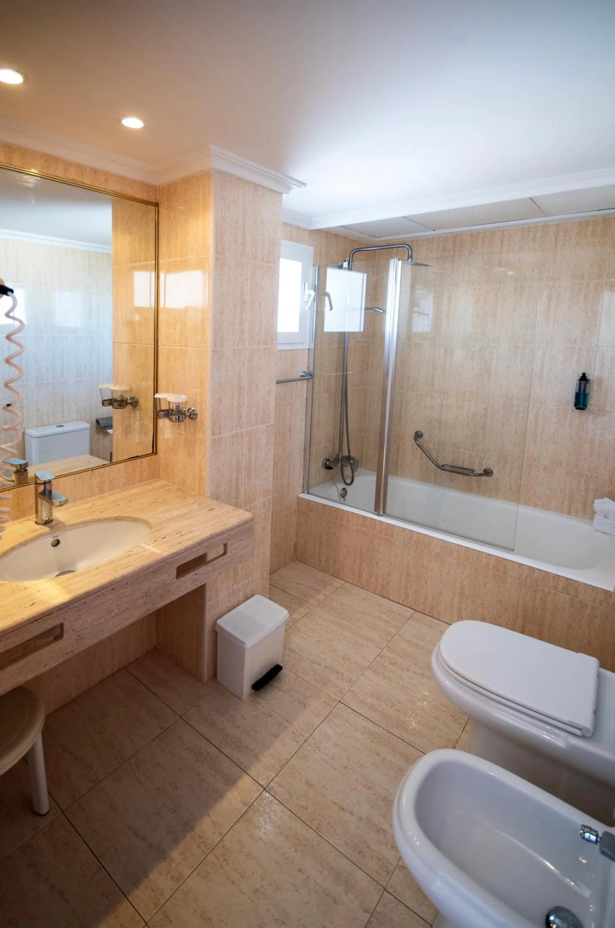 Bathroom in Canyamel Classic & Spa, solo Adultos