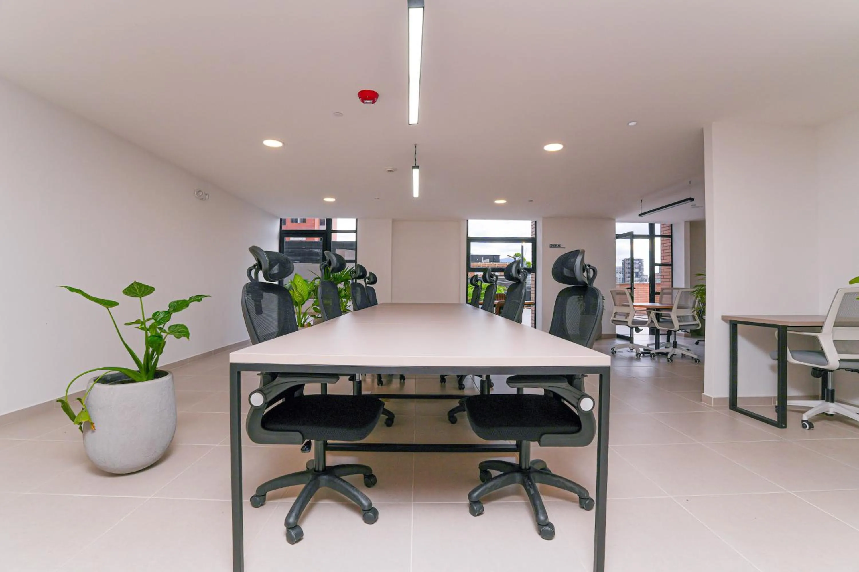 Area and facilities in Metropolitan Living Medellín by HOUSY