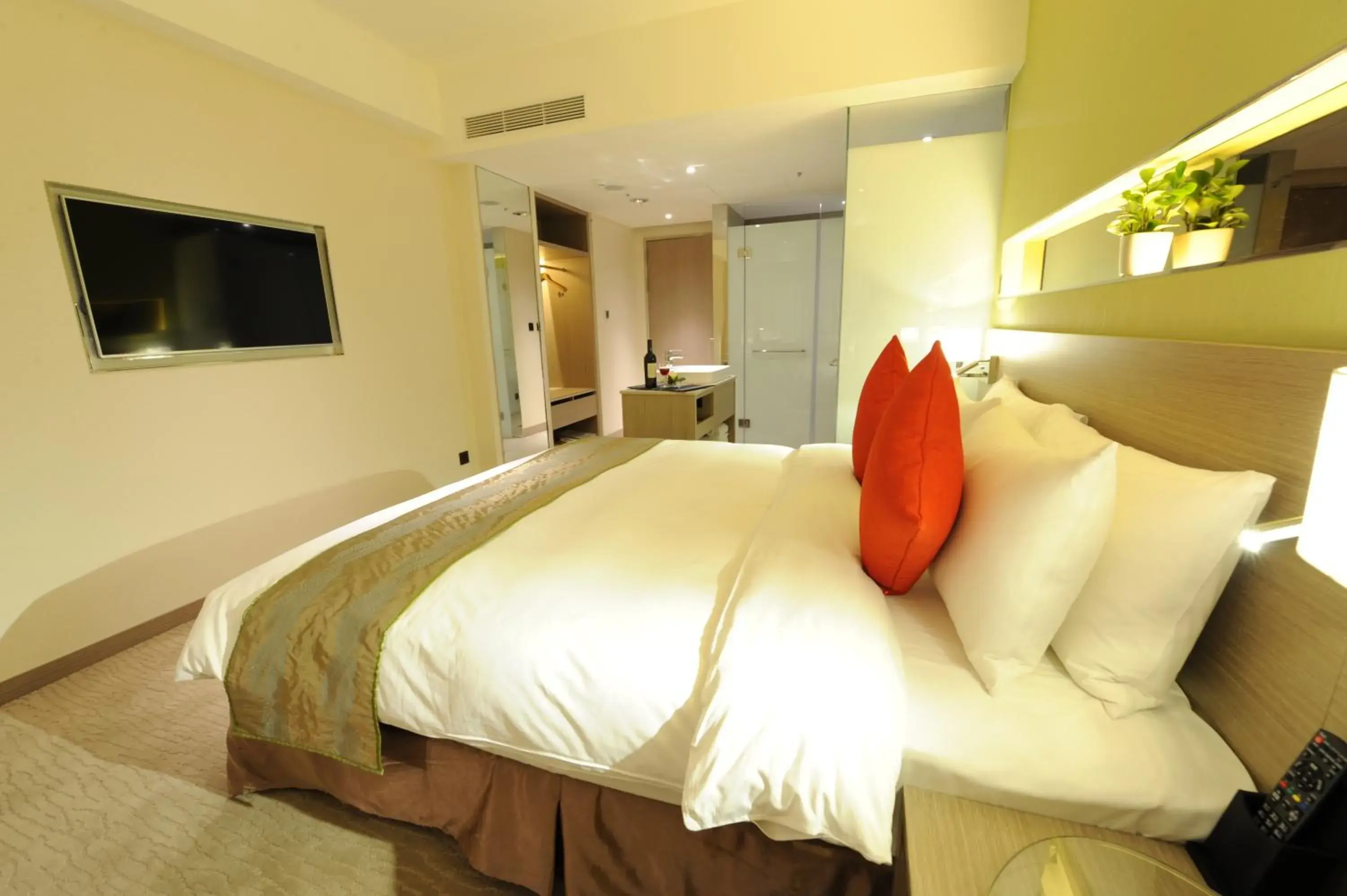 Bedroom, Bed in Kaohsiung International Plaza Bedroom, Bed in Kaohsiung International Plaza