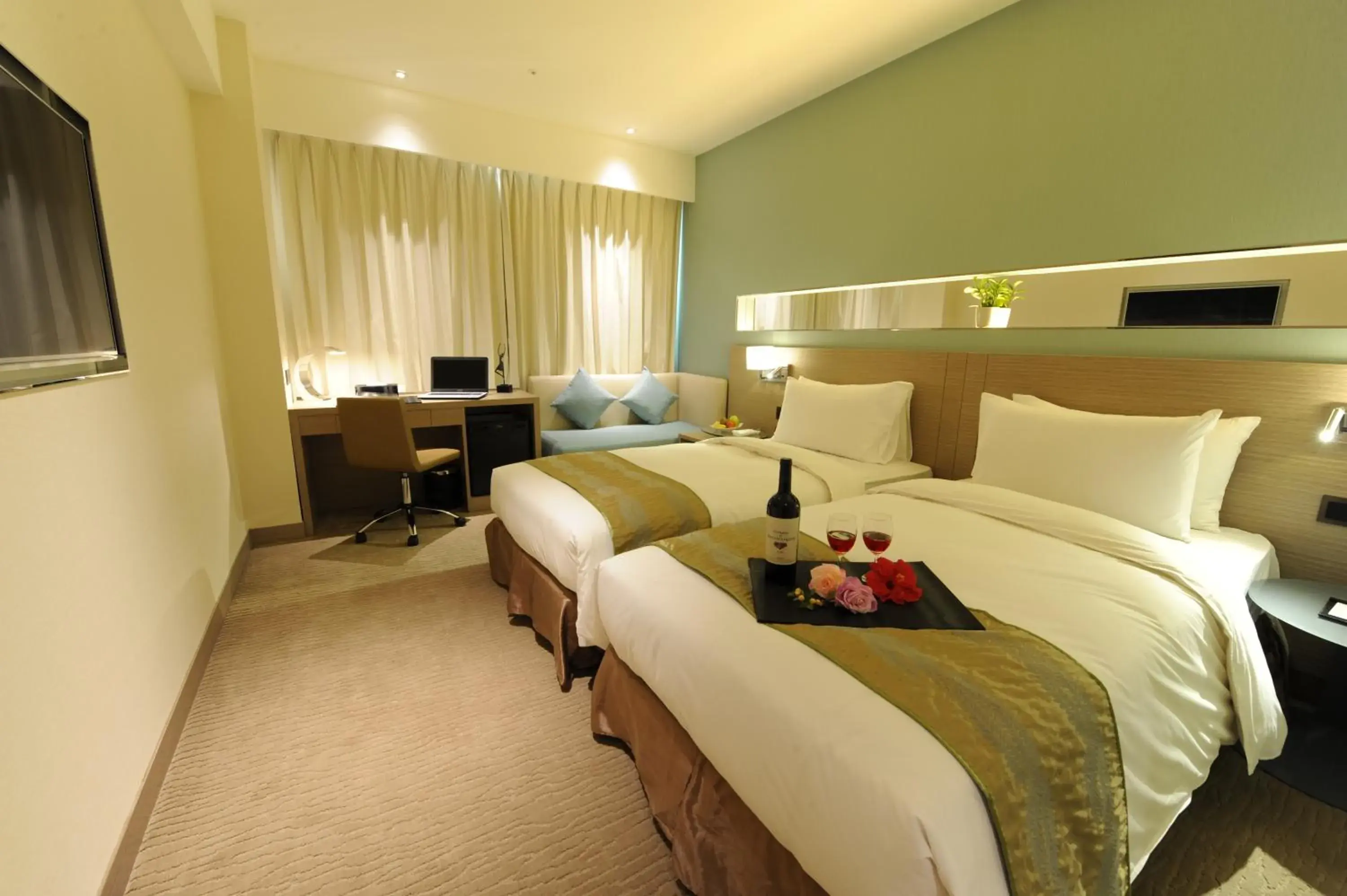 Bedroom, Bed in Kaohsiung International Plaza Bedroom, Bed in Kaohsiung International Plaza