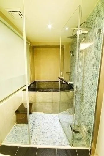 Shower in Say Love Hotel