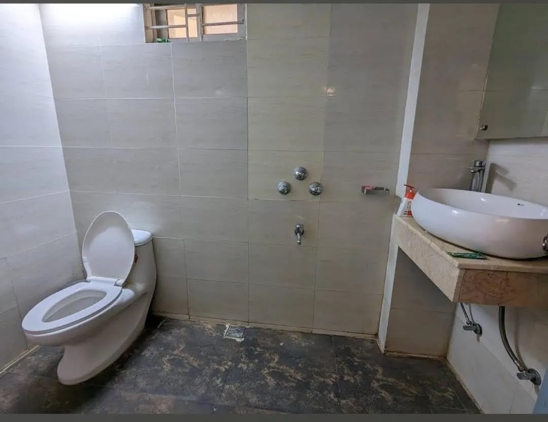 Standard Single Room - single occupancy in La Villa Bogura