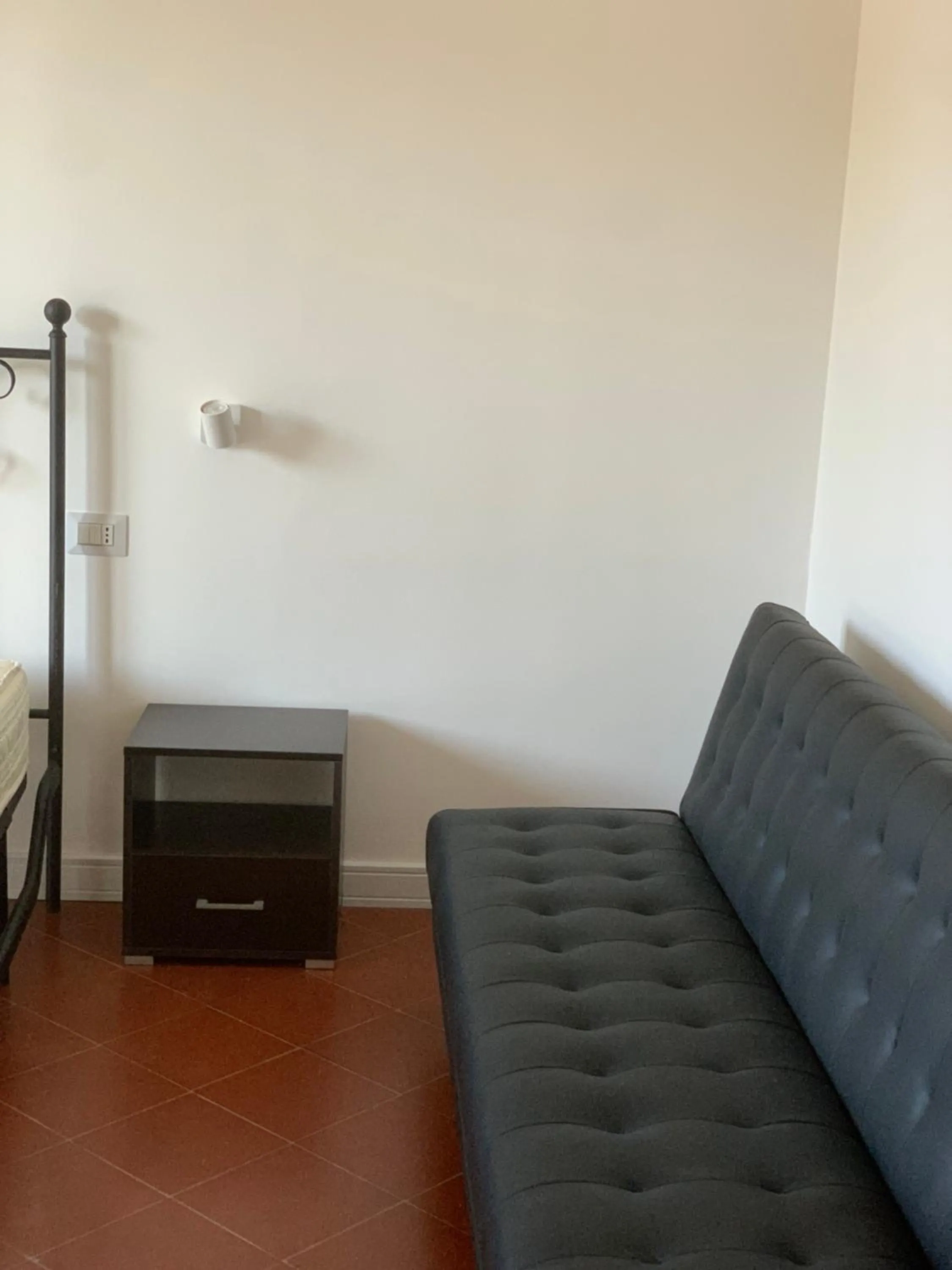 Triple Room with Balcony in B&B Madreperla