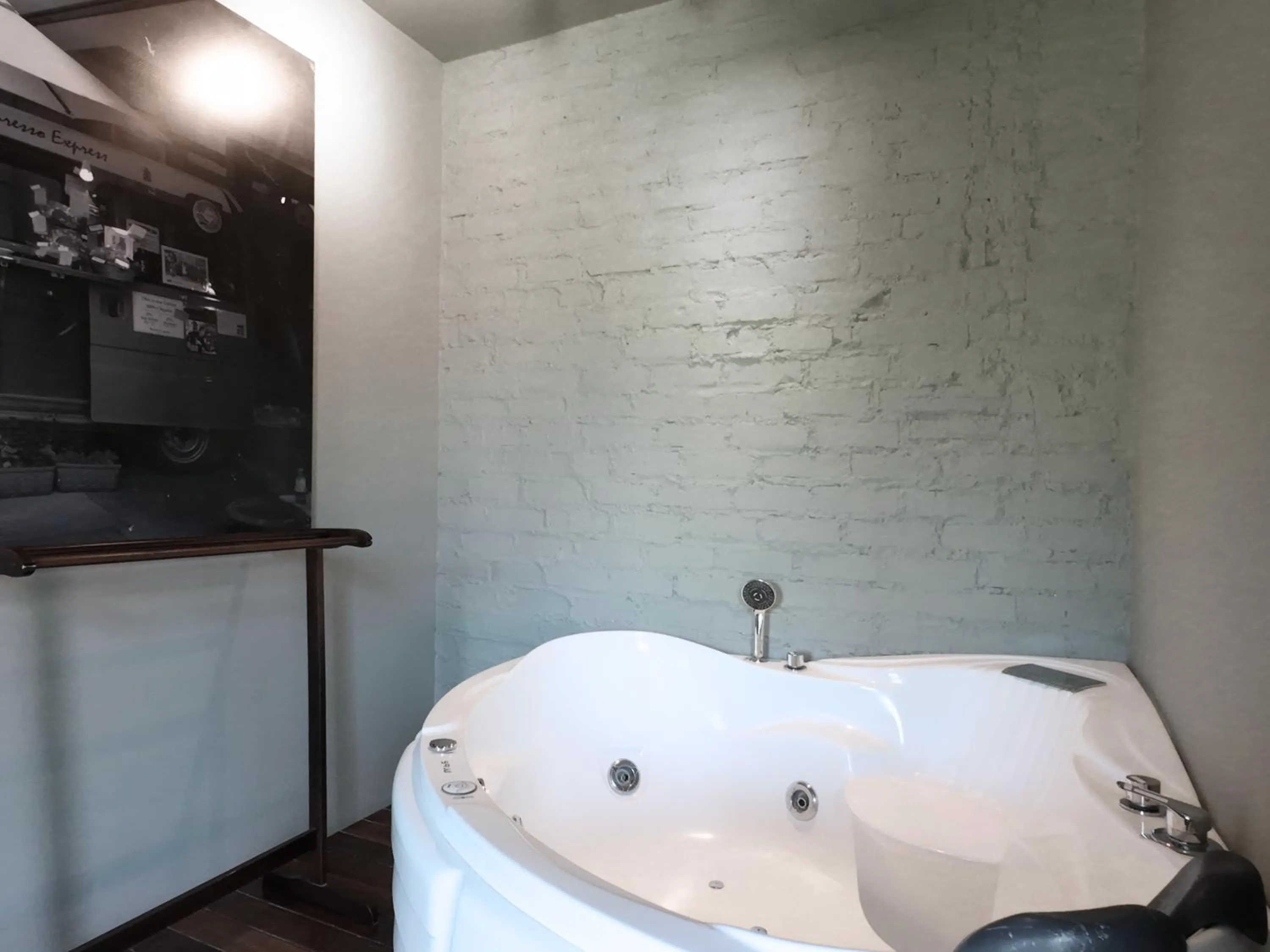 Bath in Rucksack Inn Premium Melaka