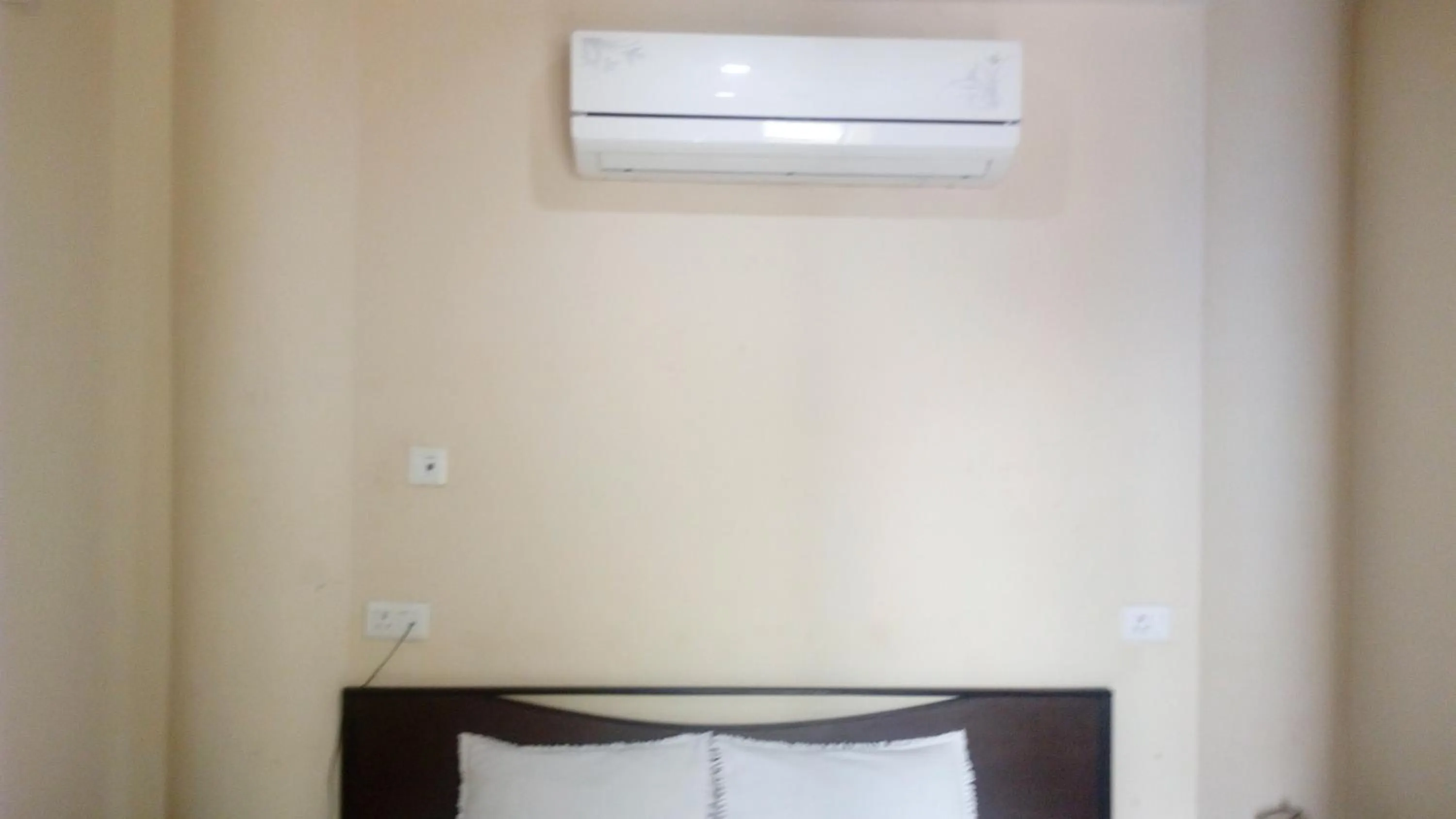 Bed in Hotel Sunshine