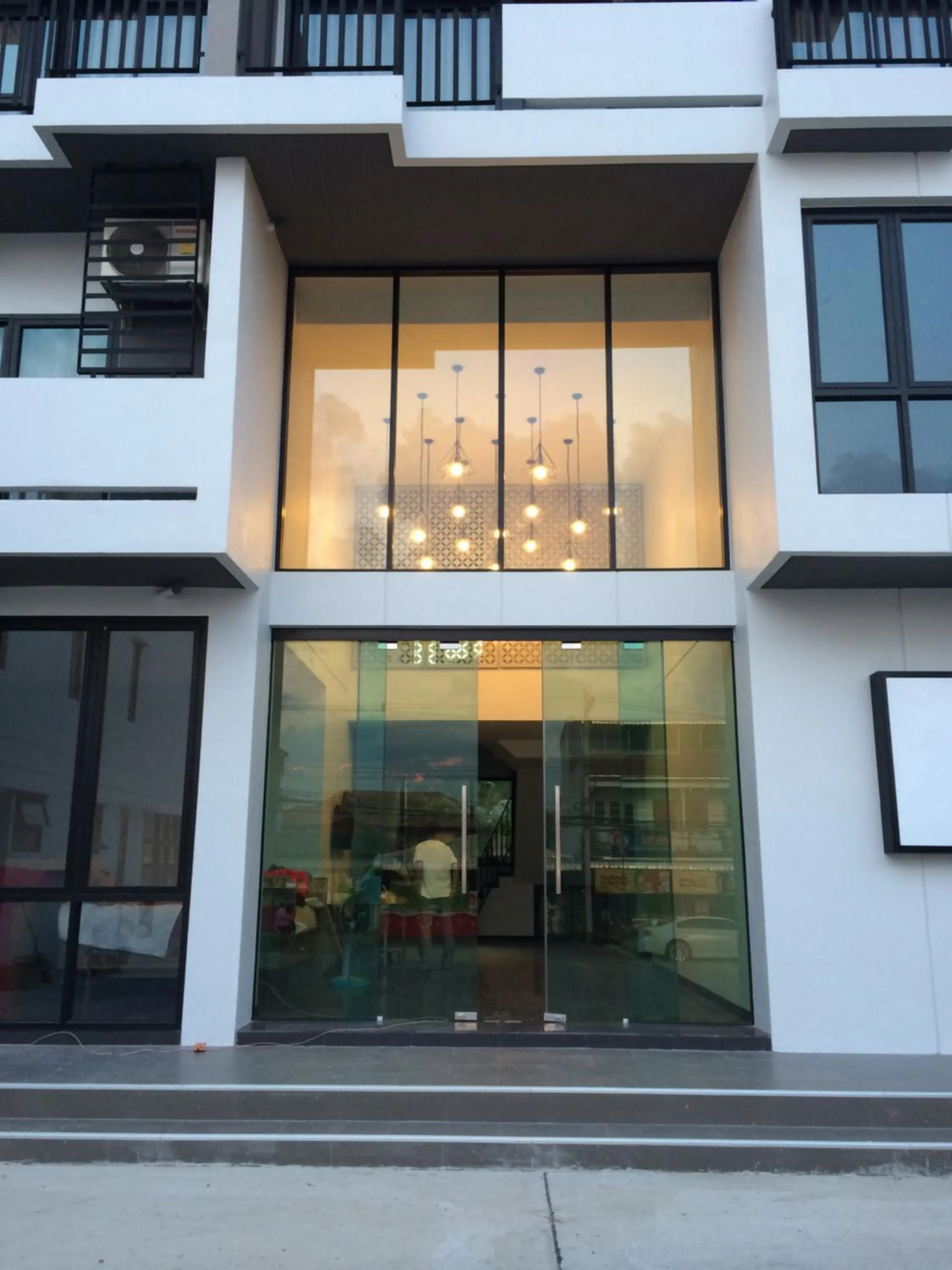 Area and facilities in M2 Hotel