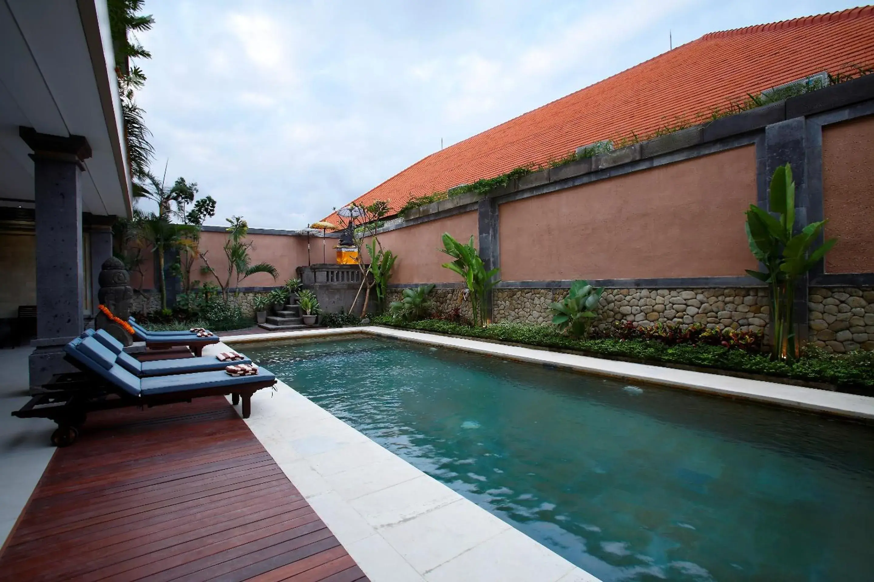 Swimming pool in The Visala Boutique Suites Seminyak Swimming pool in The Visala Boutique Suites Seminyak