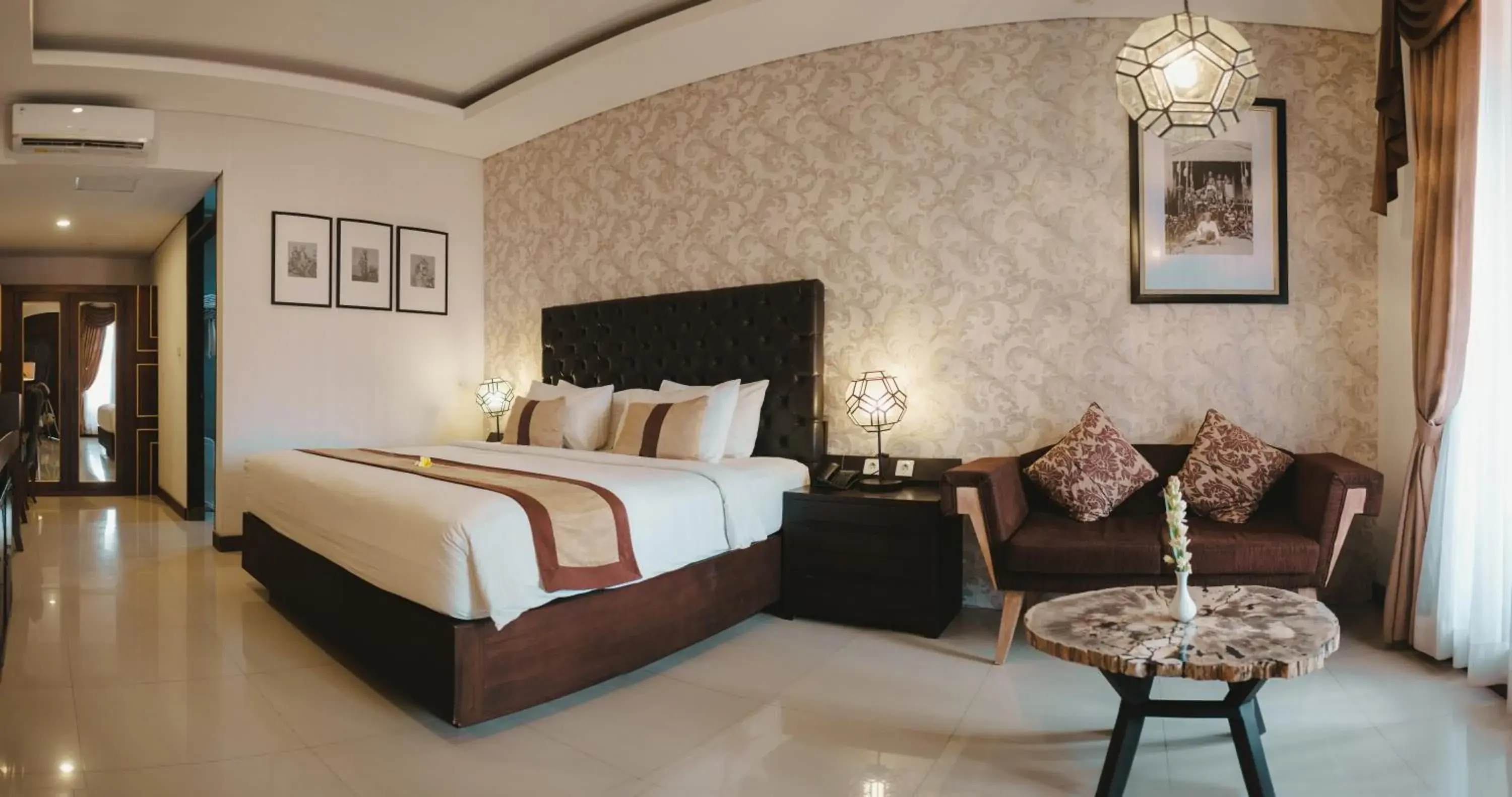 Photo of the whole room, Bed in The Visala Boutique Suites Seminyak Photo of the whole room, Bed in The Visala Boutique Suites Seminyak