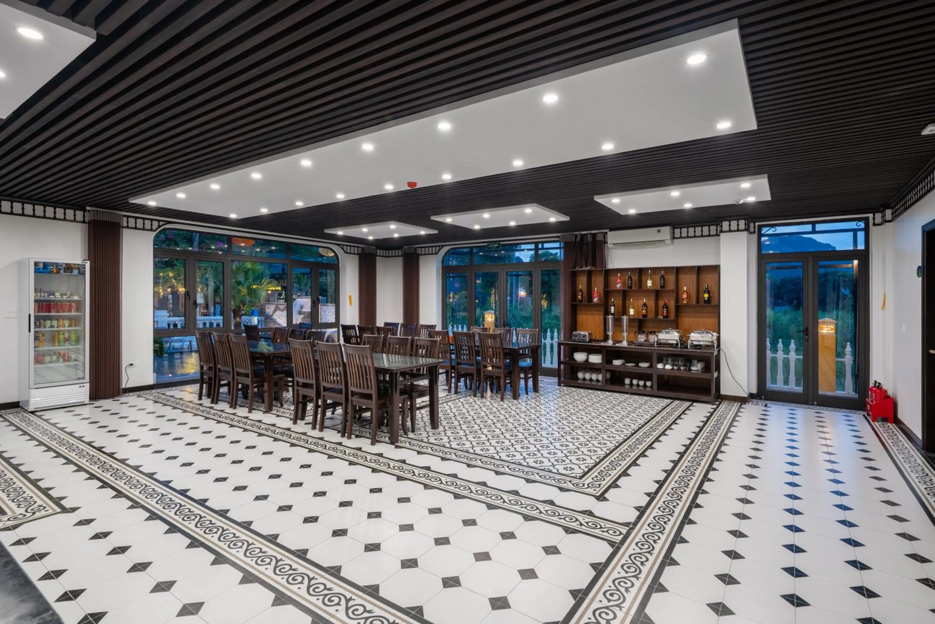 Restaurant/places to eat in Tam Coc Babylon Hotel