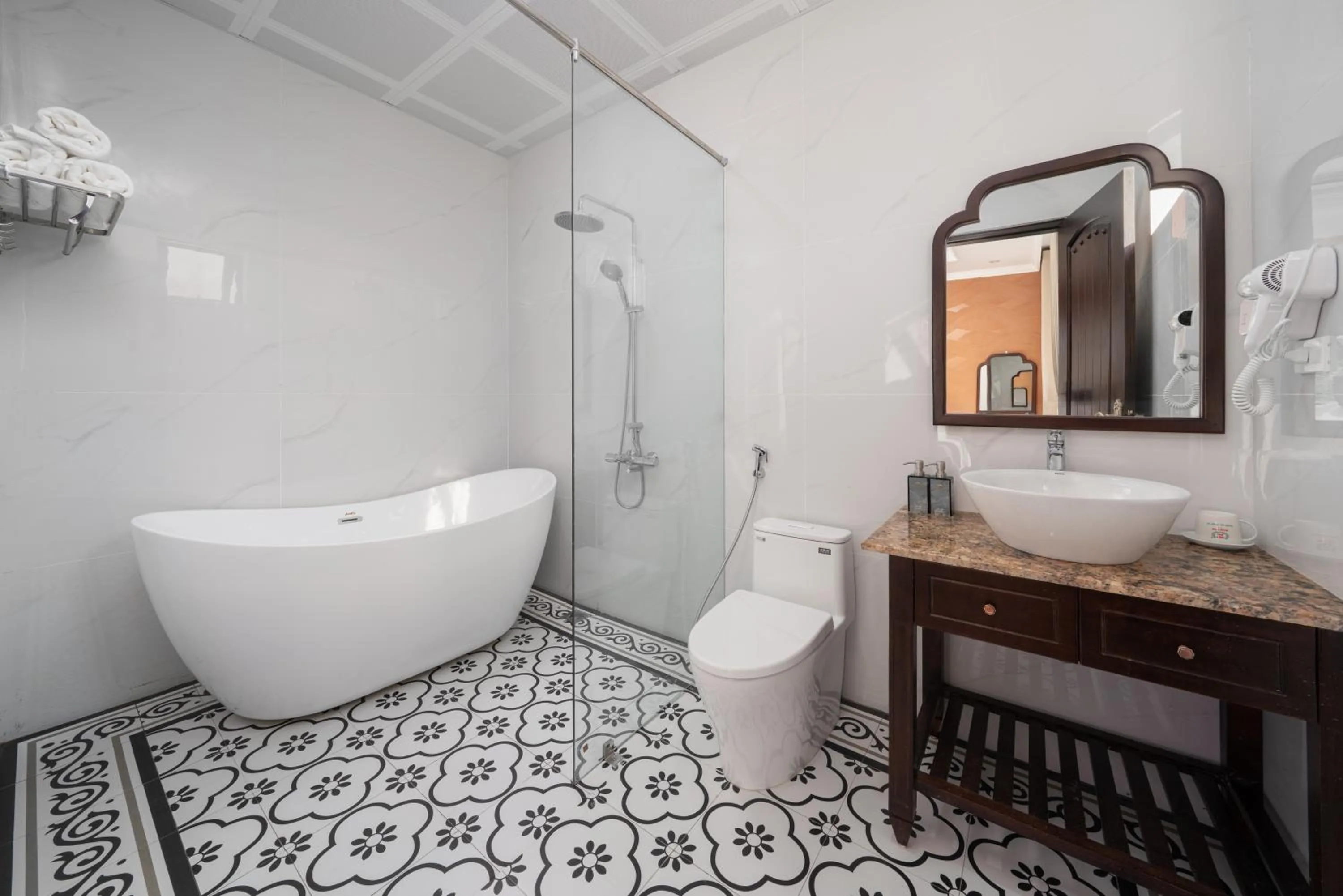 Bedroom in Tam Coc Babylon Hotel