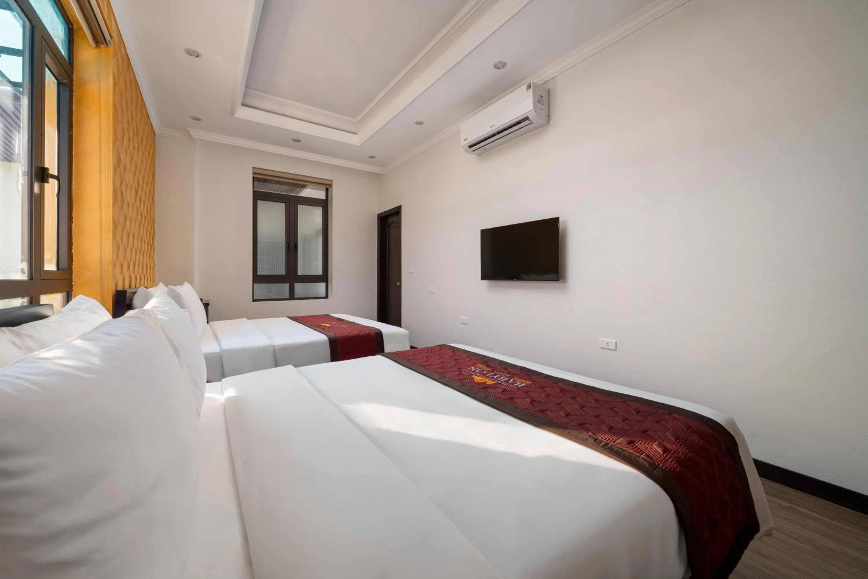 Bed in Tam Coc Babylon Hotel