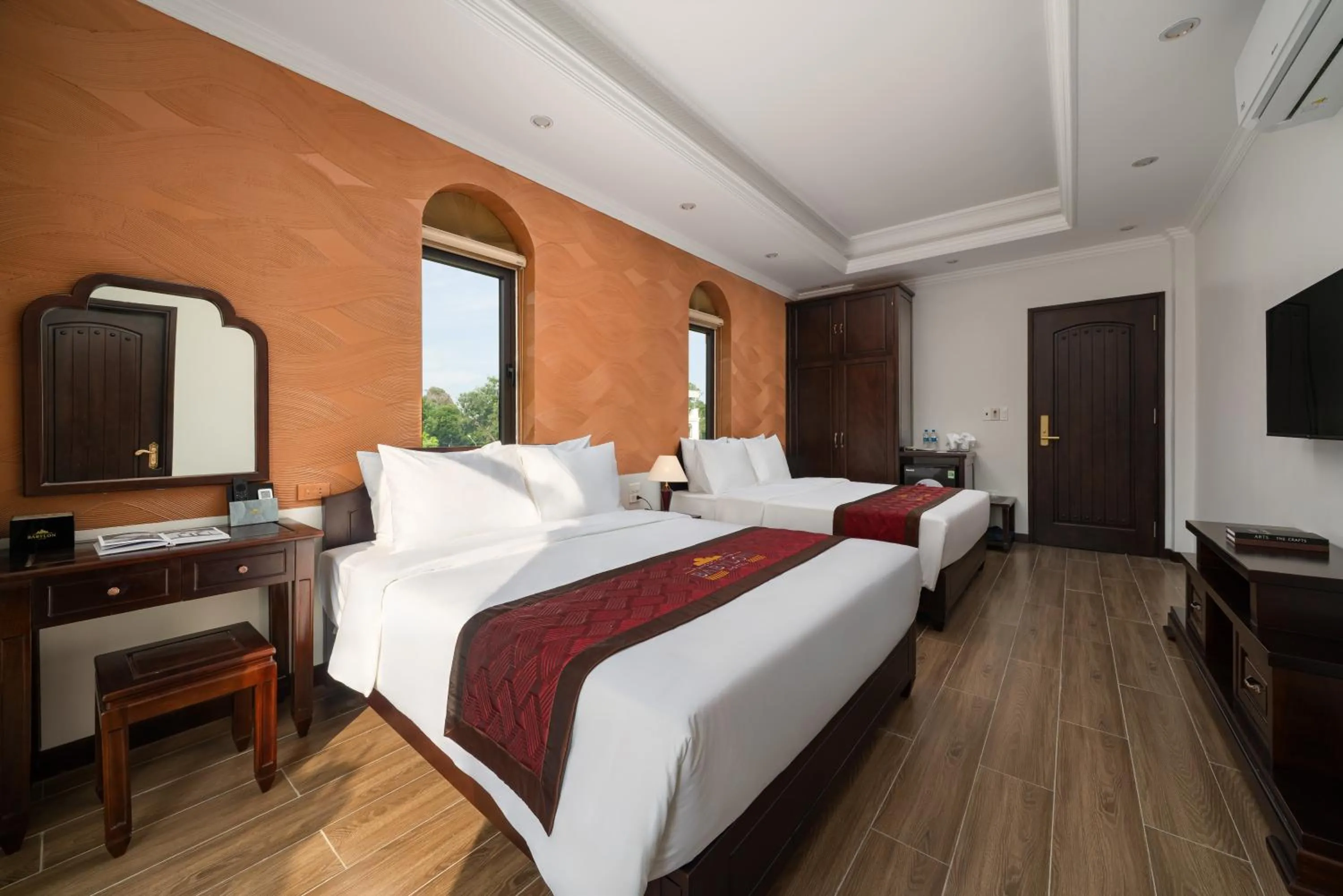 Photo of the whole room, Bed in Tam Coc Babylon Hotel