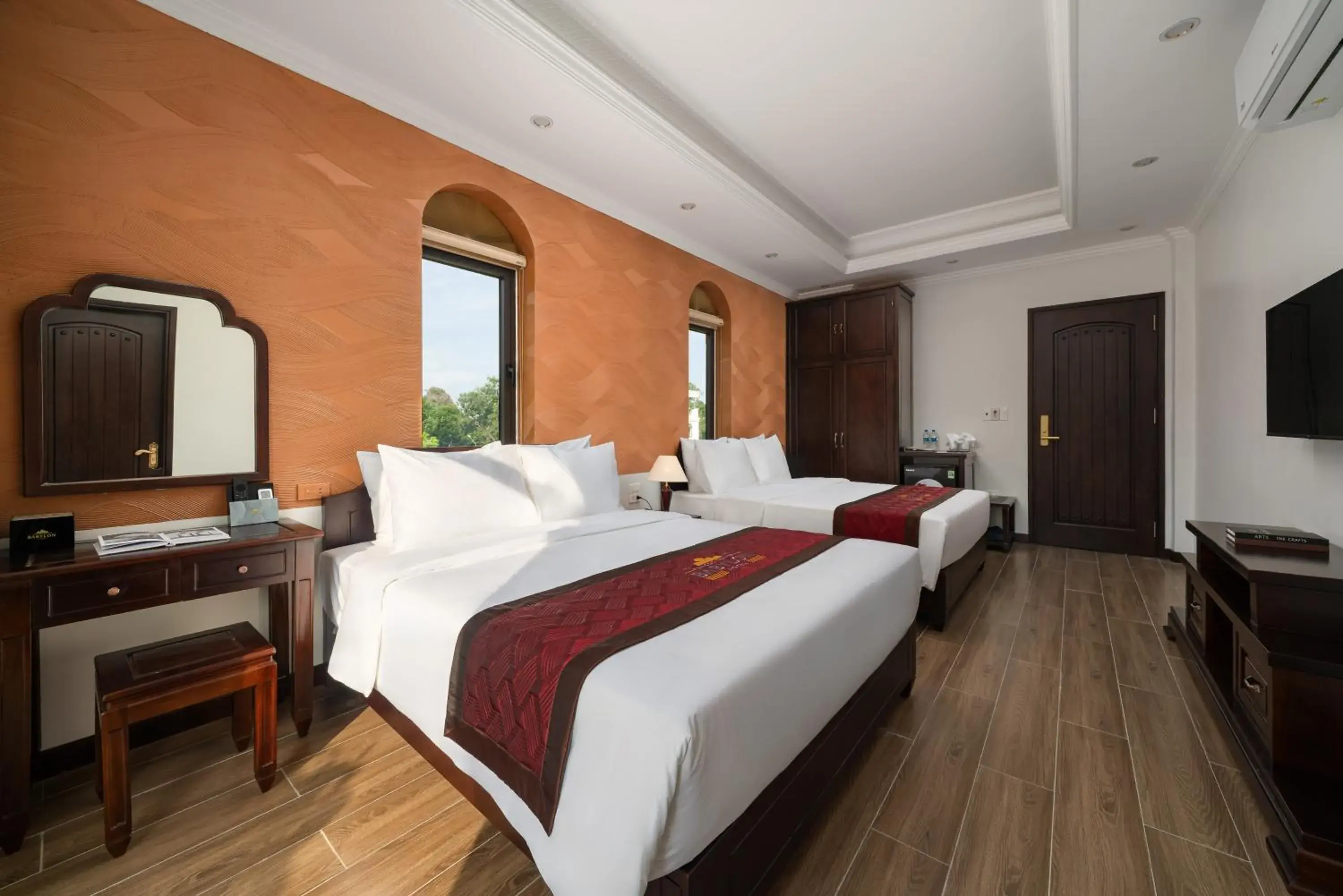 Family Room with Mountain View in Tam Coc Babylon Hotel Family Room with Mountain View in Tam Coc Babylon Hotel