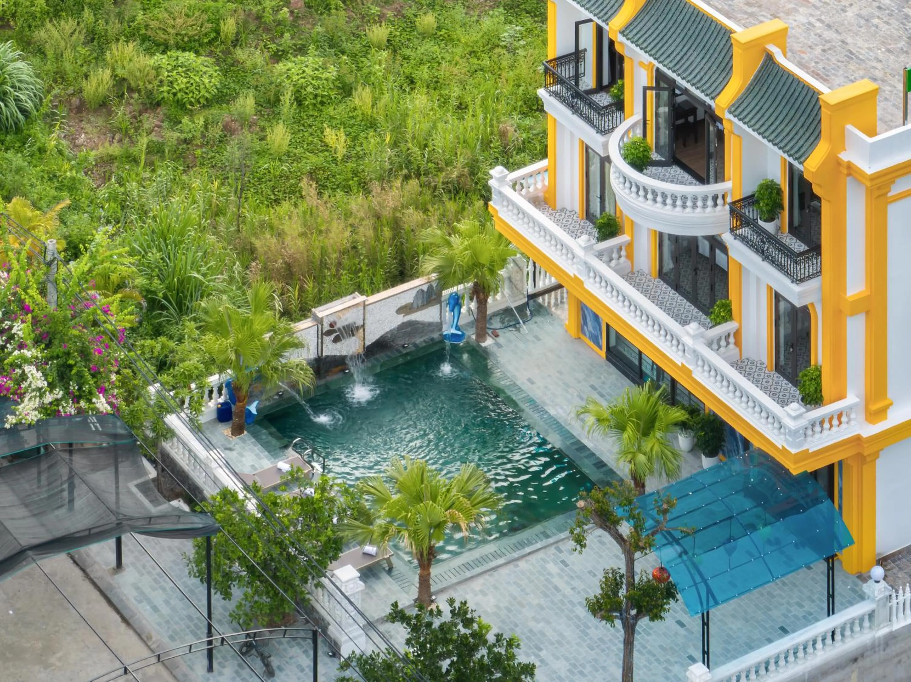 Property building in Tam Coc Babylon Hotel