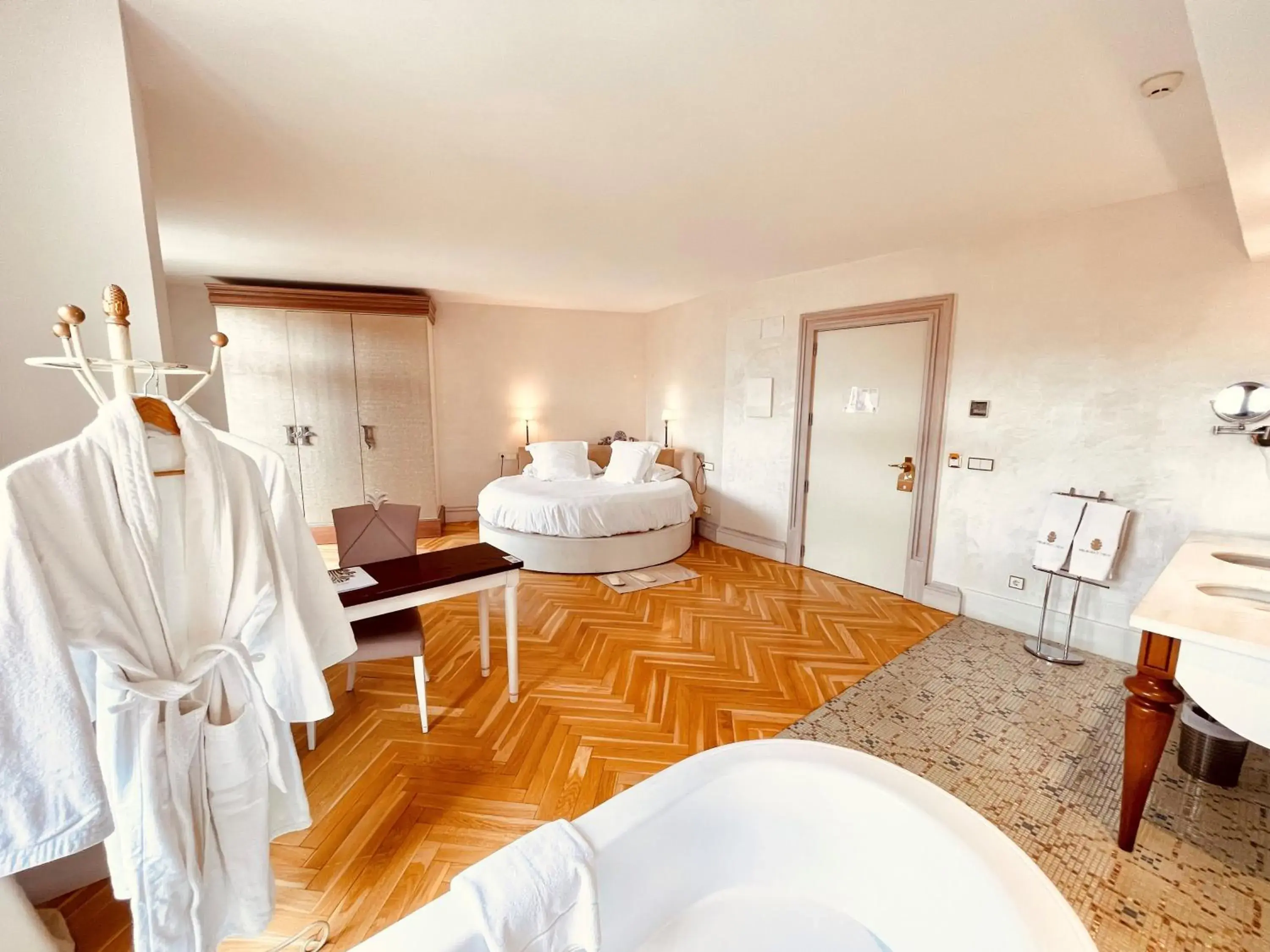 Property building, Bed in Hotel Palacio De Úbeda 5 G.L Property building, Bed in Hotel Palacio De Úbeda 5 G.L