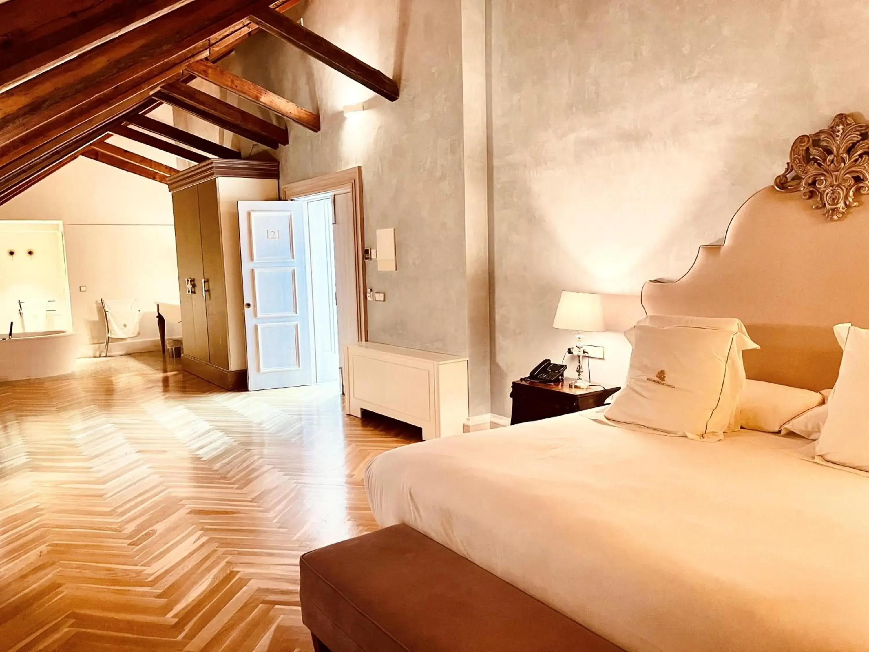 Property building, Bed in Hotel Palacio De Úbeda 5 G.L Property building, Bed in Hotel Palacio De Úbeda 5 G.L