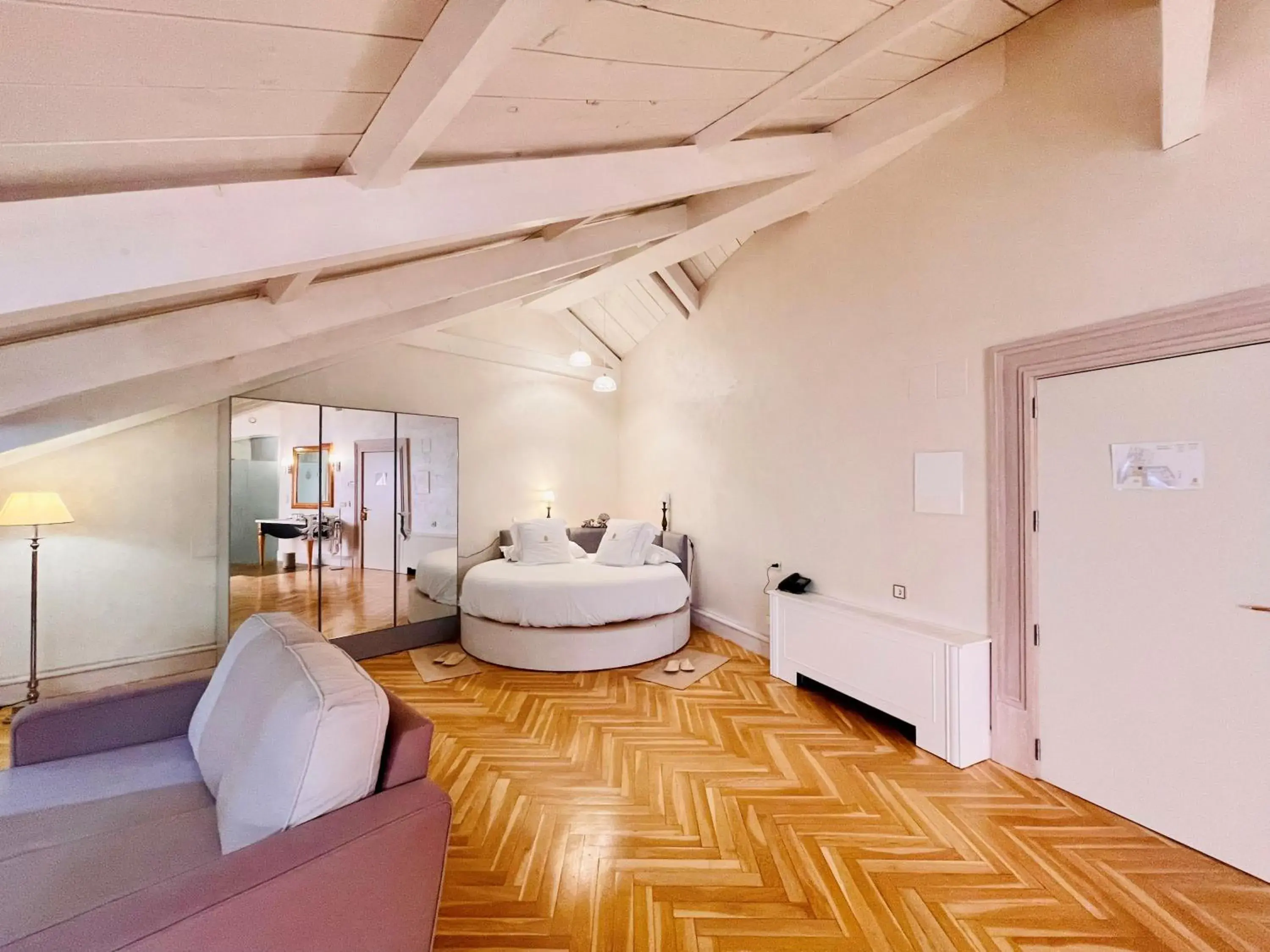 Bed in Hotel Palacio De Úbeda 5 G.L Bed in Hotel Palacio De Úbeda 5 G.L