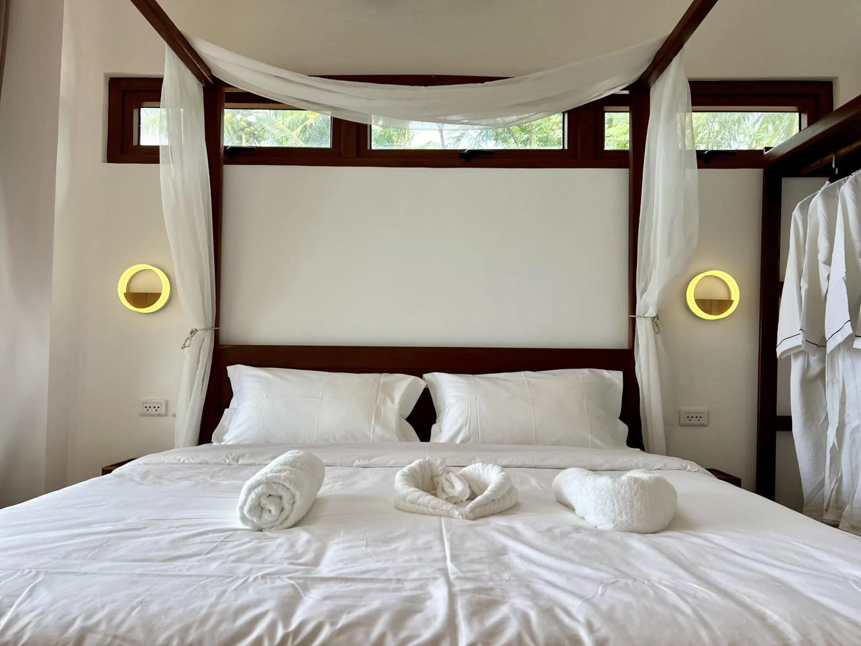 Bed in Resort Deja Vu