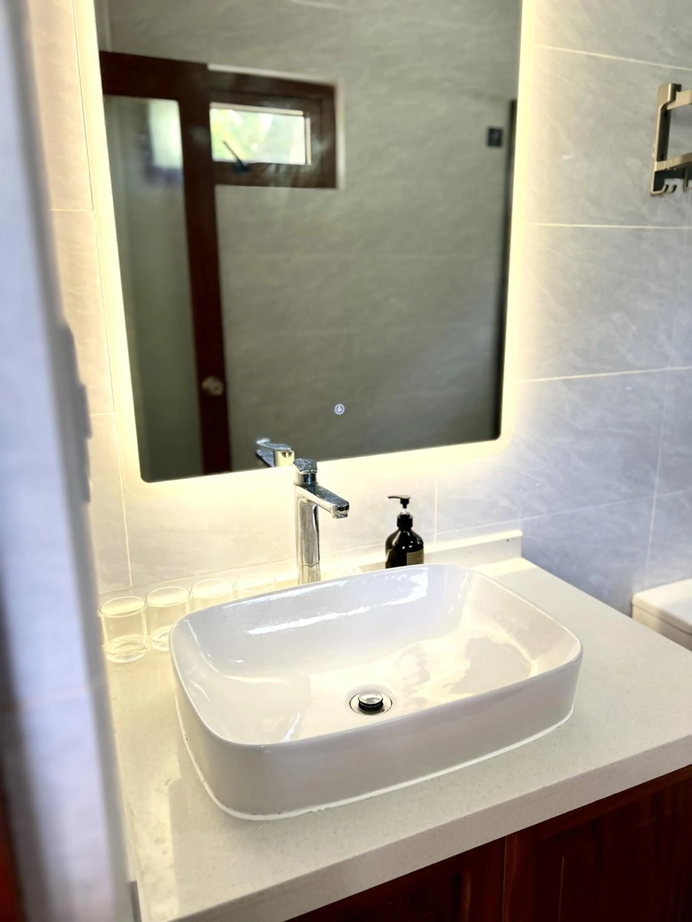 Toilet in Resort Deja Vu