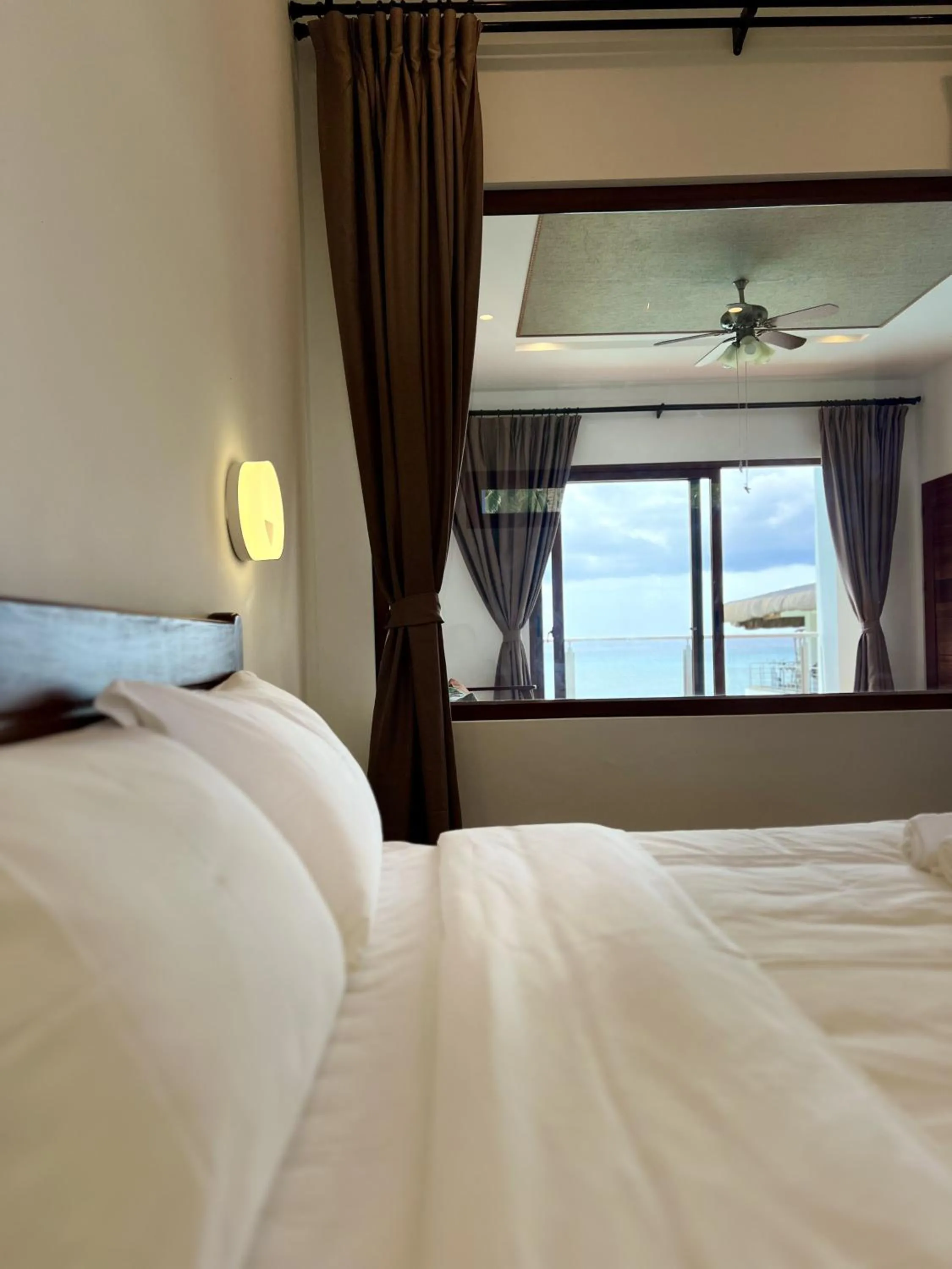 Bed in Resort Deja Vu
