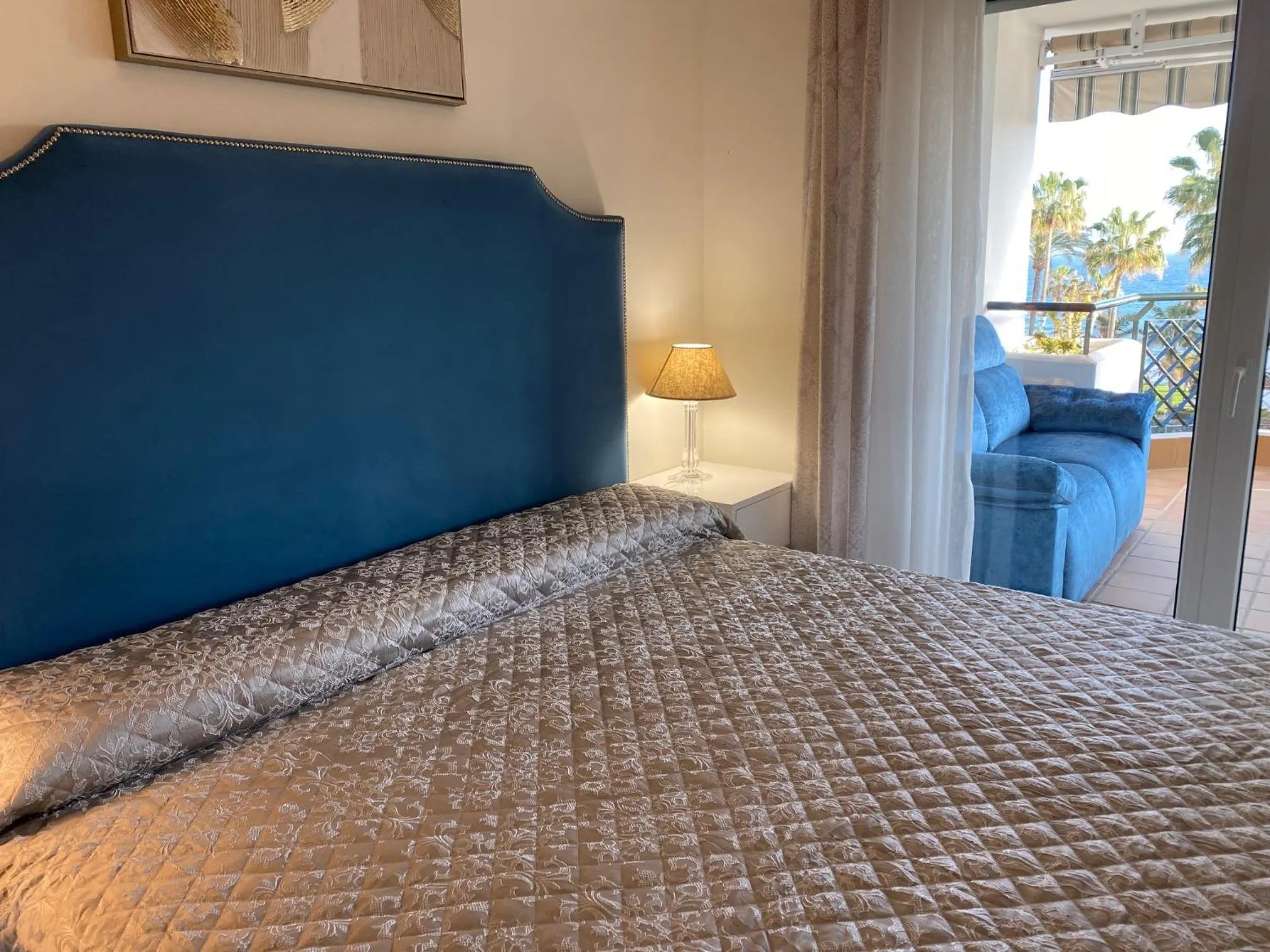 Bedroom, Bed in Mi Capricho, Luxury Apartment