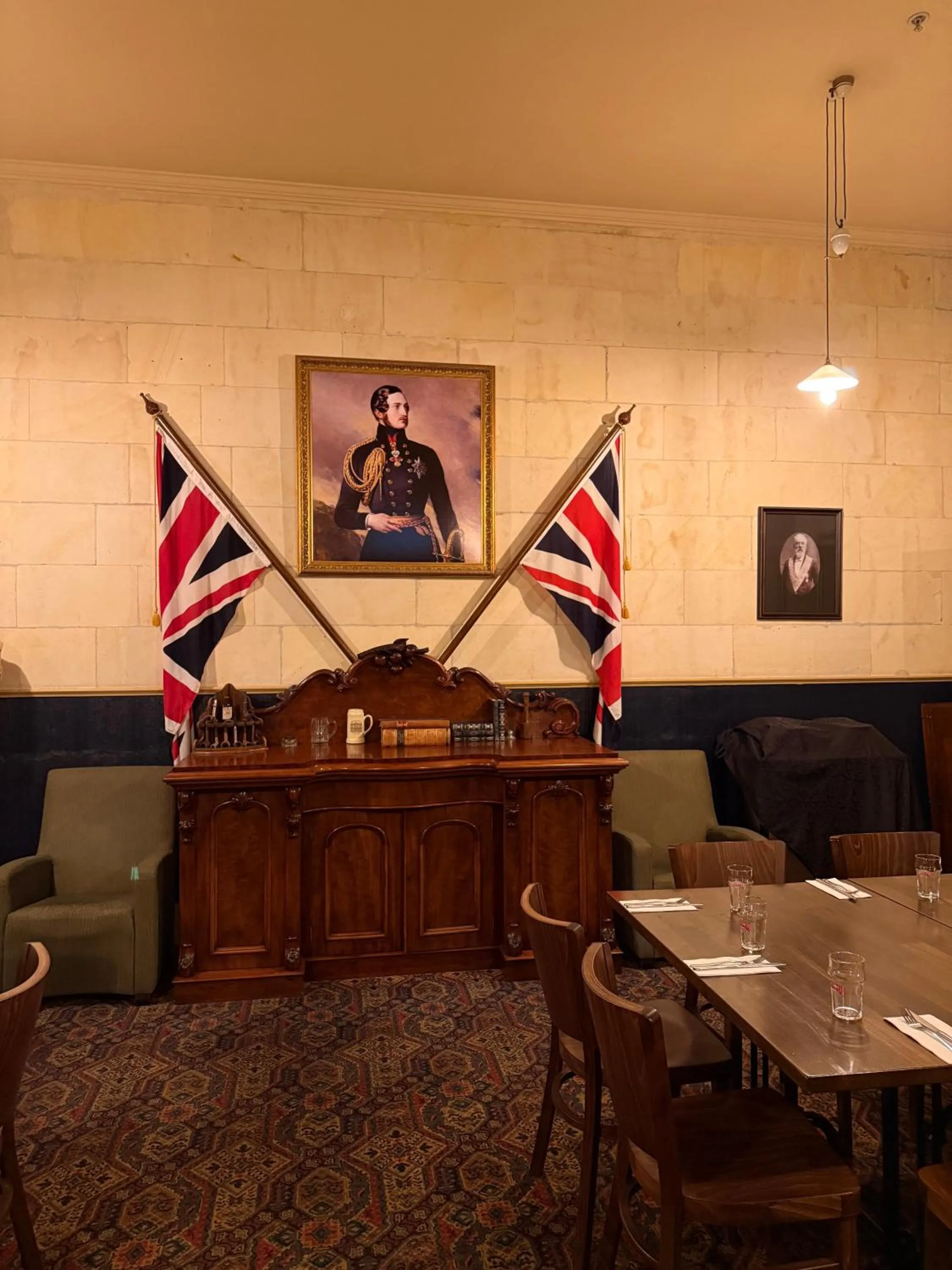 Lounge or bar in Criterion Boutique Hotel