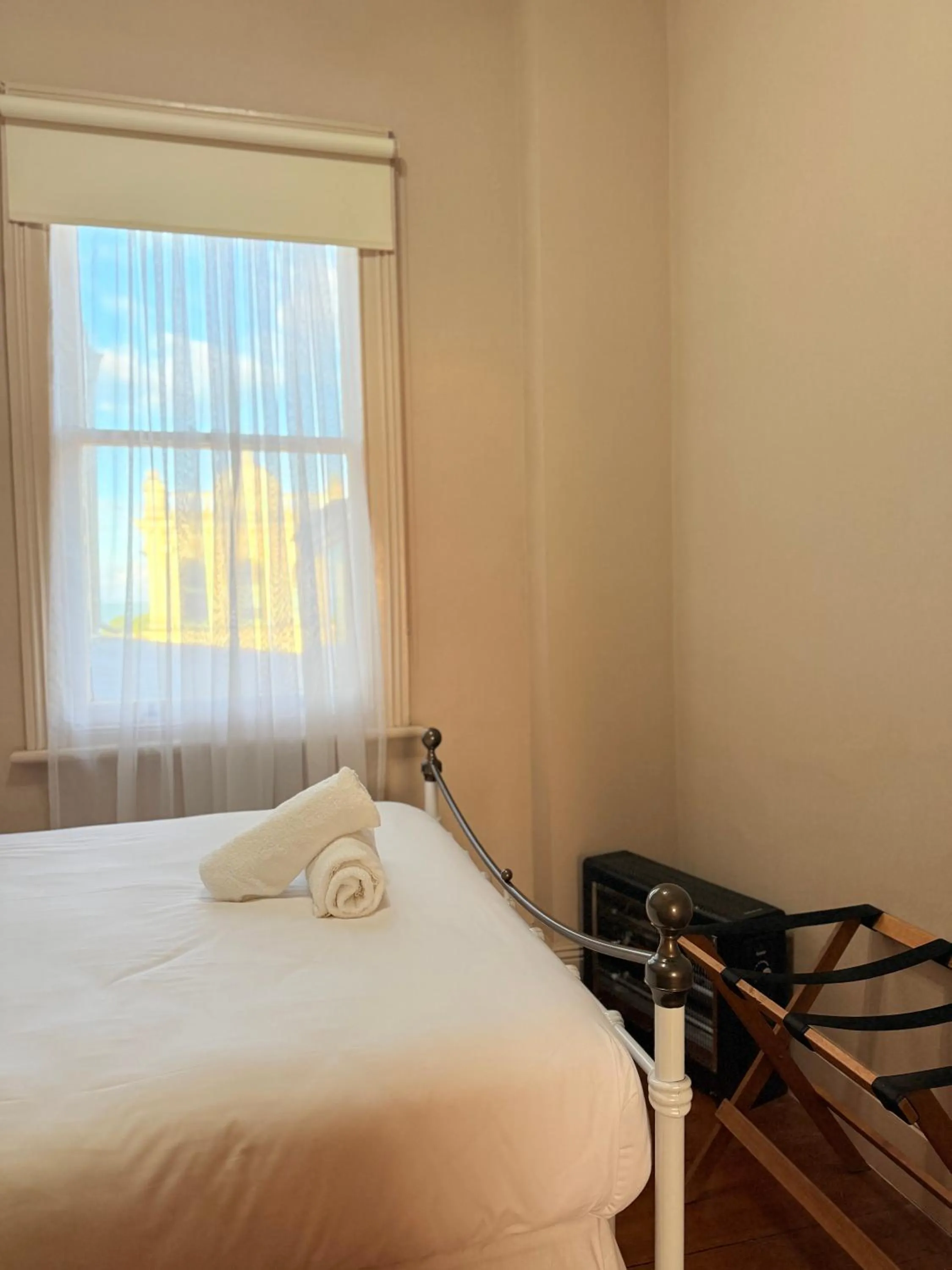 Bedroom, Bed in Criterion Boutique Hotel