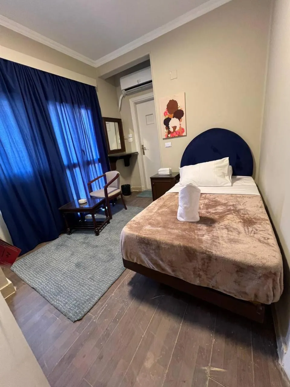 Single Room in Houres Hotel