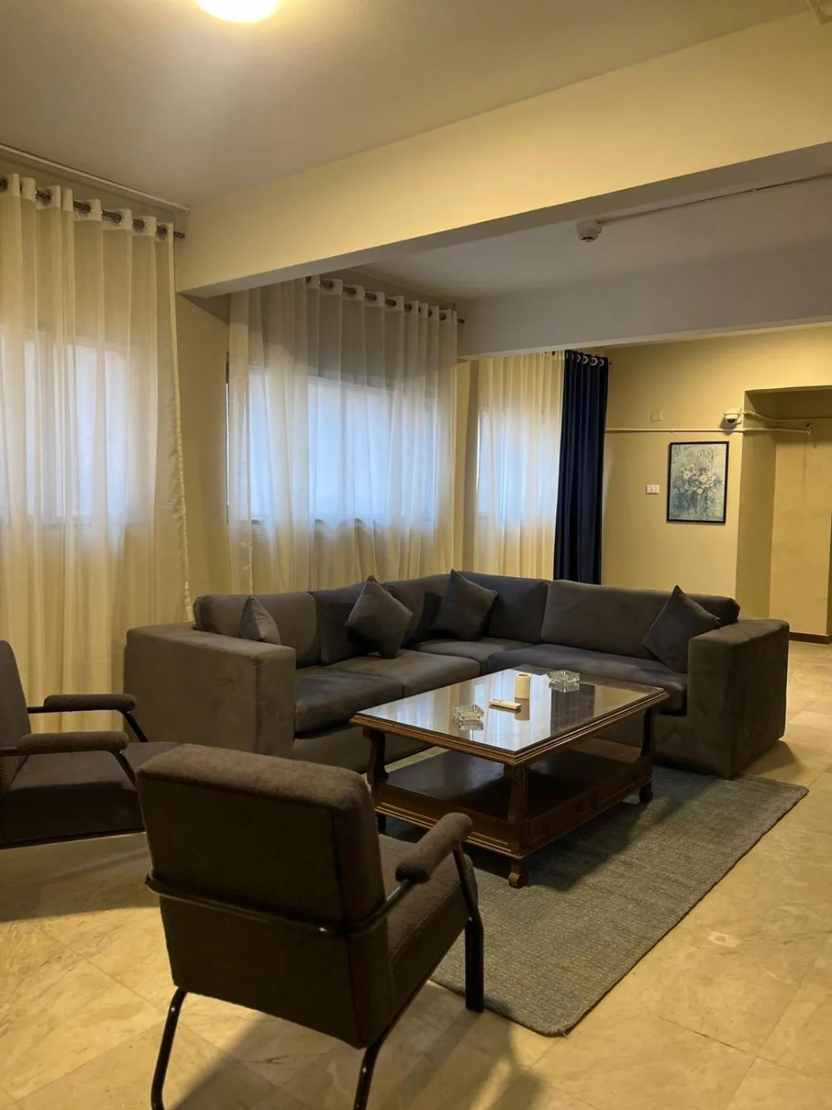 Houres Hotel