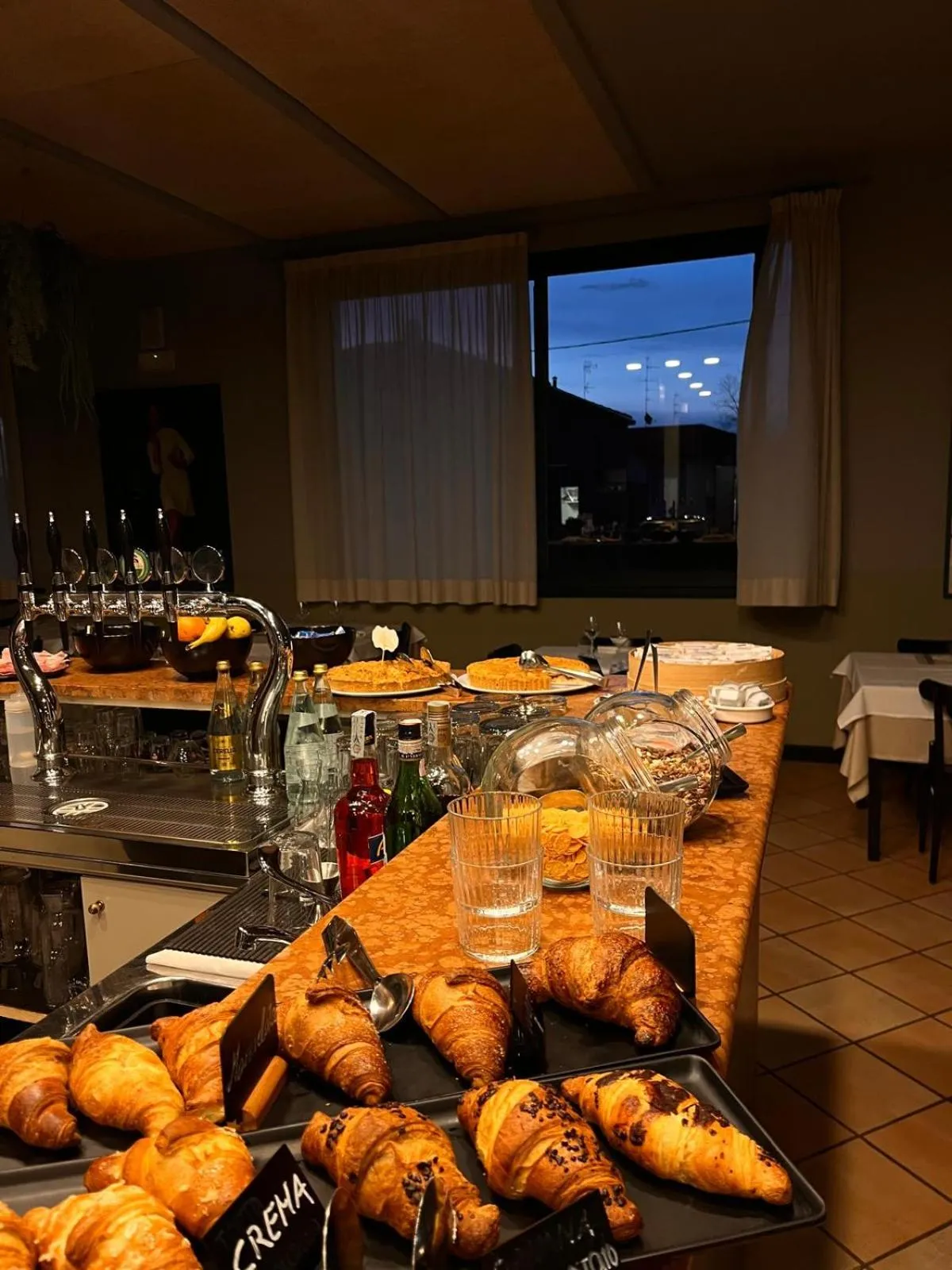 Breakfast in Hotel Classicano